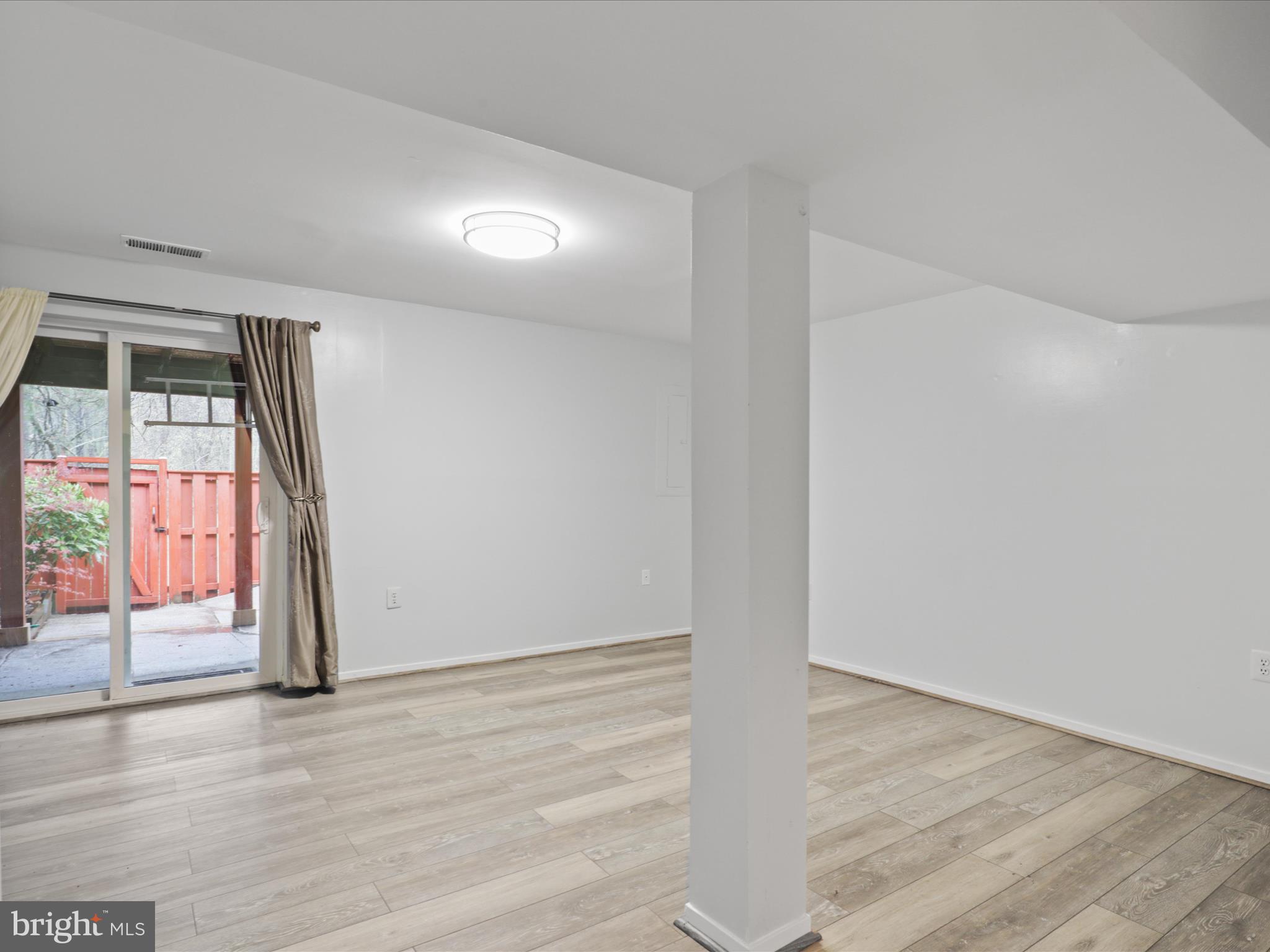 VILLAGES OF MOUNT VERNON - Residential