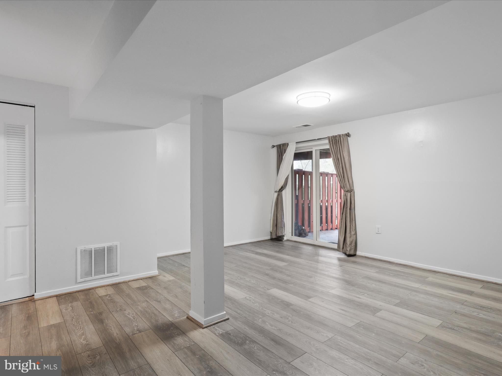 VILLAGES OF MOUNT VERNON - Residential