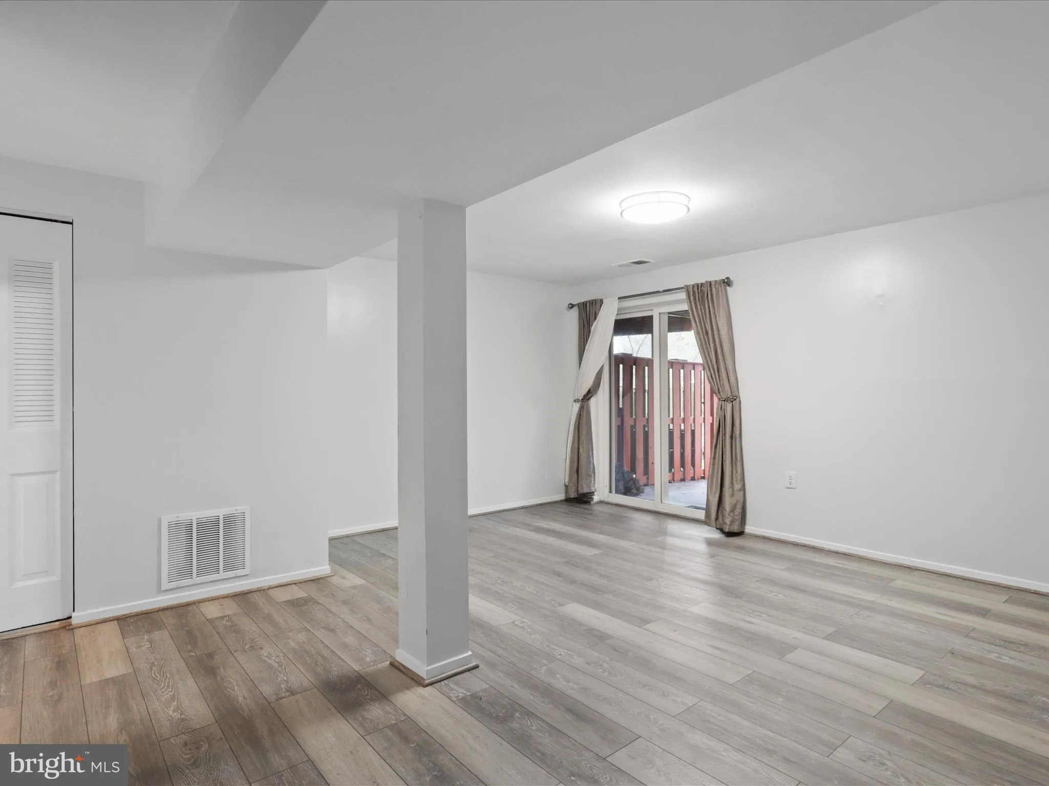 Alexandria, Virginia 22309, United States, 3 Bedrooms Bedrooms, ,3 BathroomsBathrooms,Residential,Coming Soon,97344