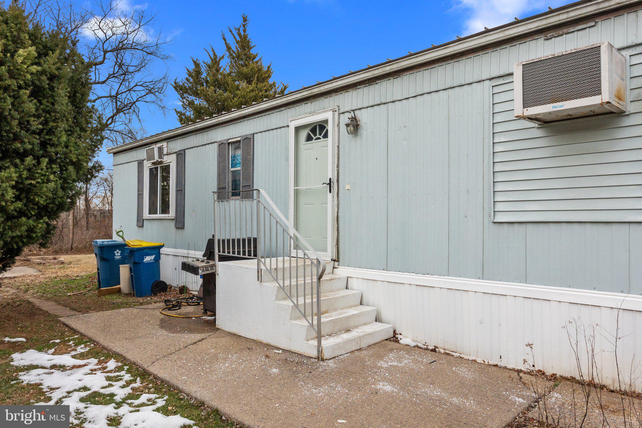 PENNWOOD CROSSING - Residential