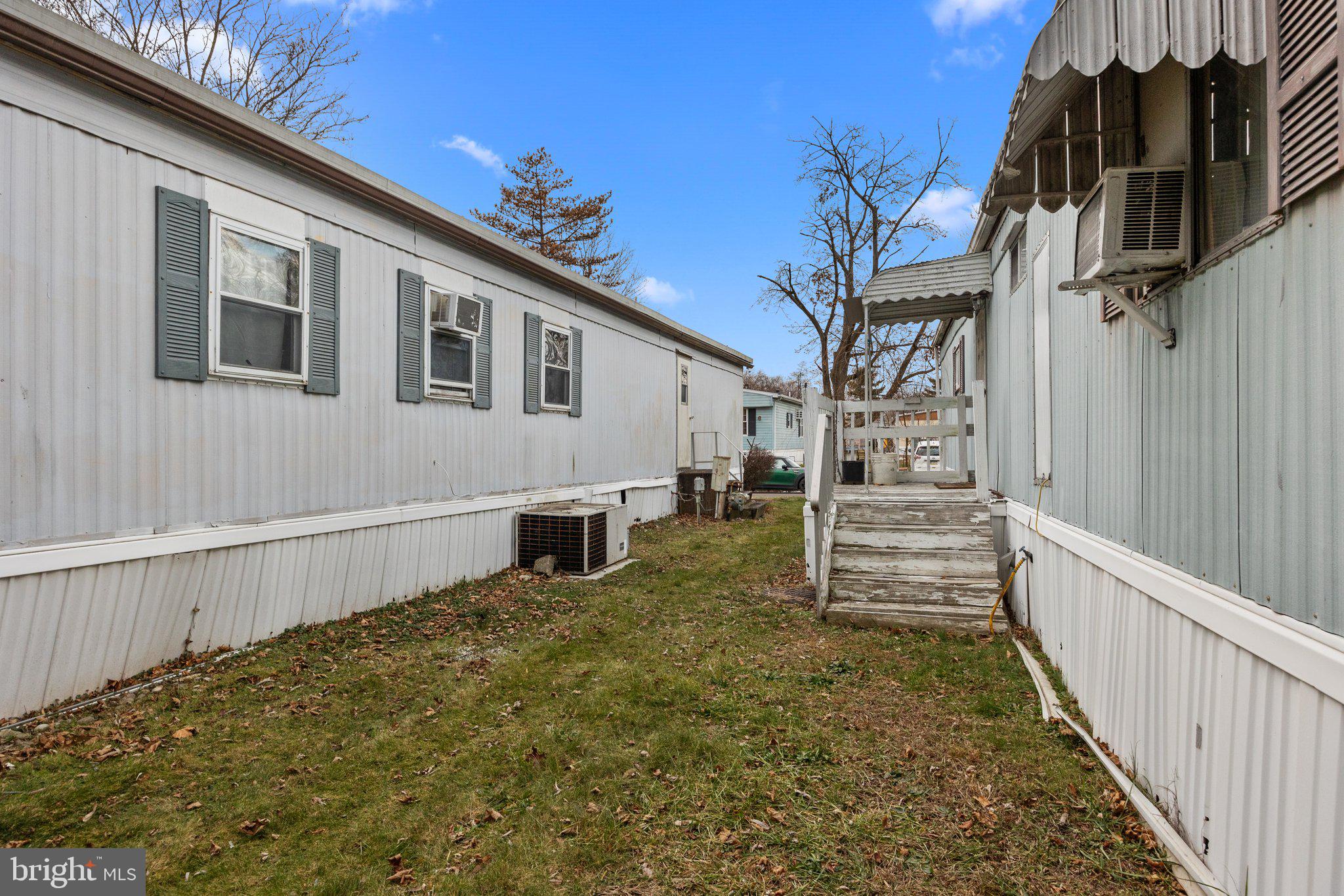 PENNWOOD CROSSING - Residential