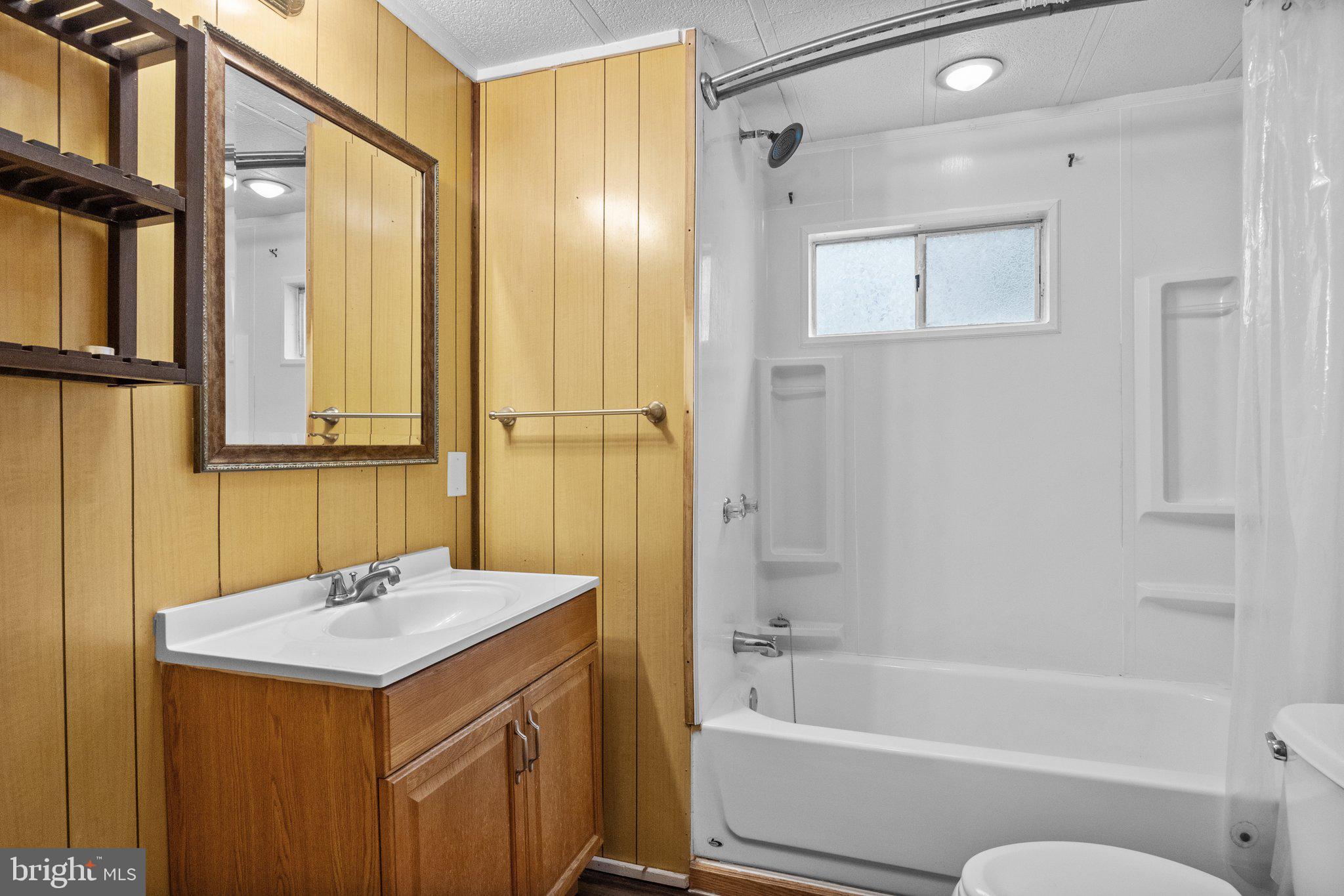 PENNWOOD CROSSING - Residential