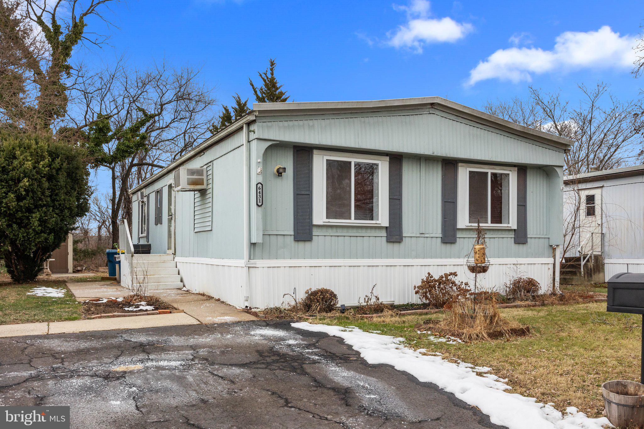 PENNWOOD CROSSING - Residential