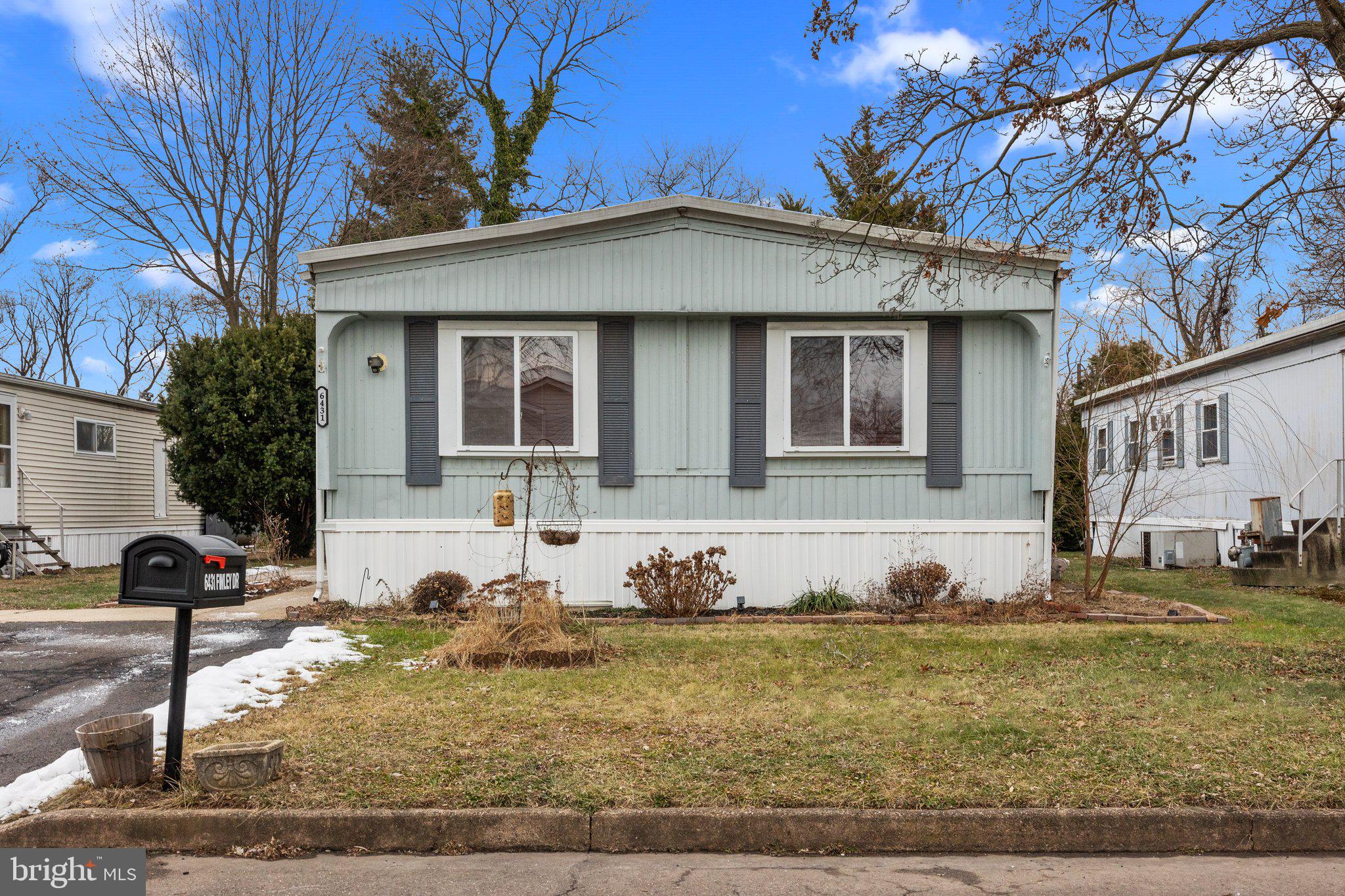 PENNWOOD CROSSING - Residential