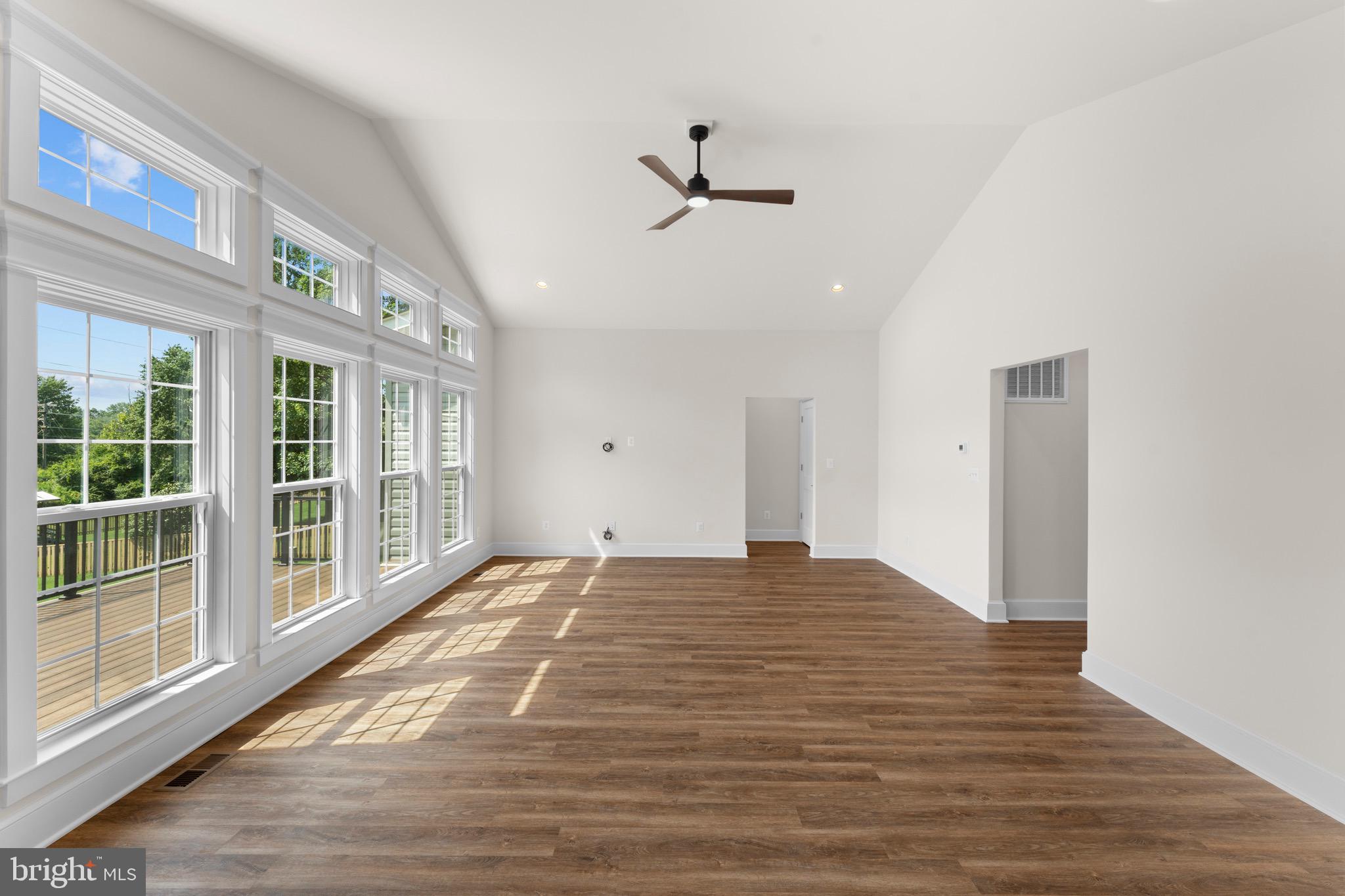 LOCUST HILL - Residential