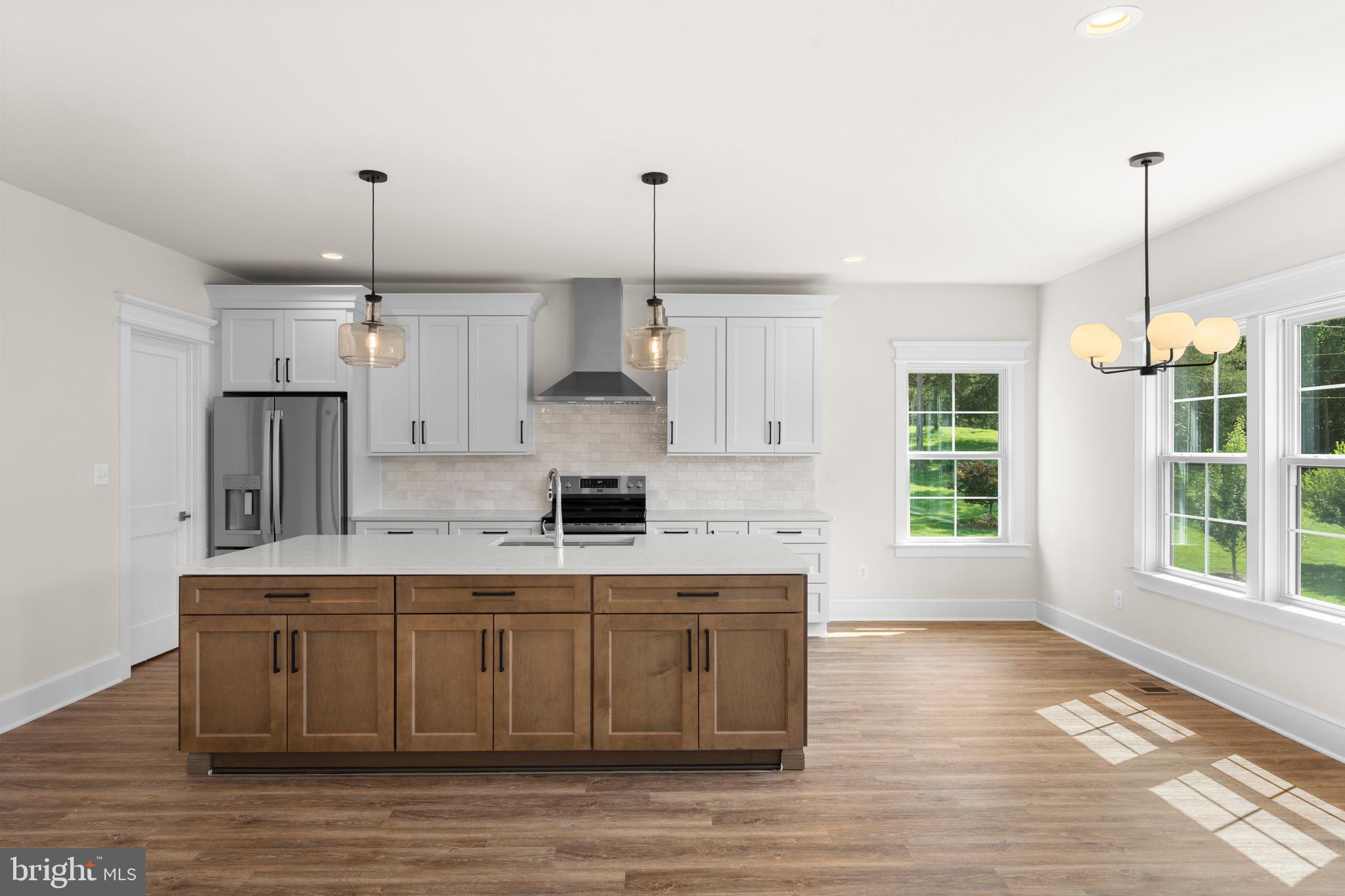 LOCUST HILL - Residential