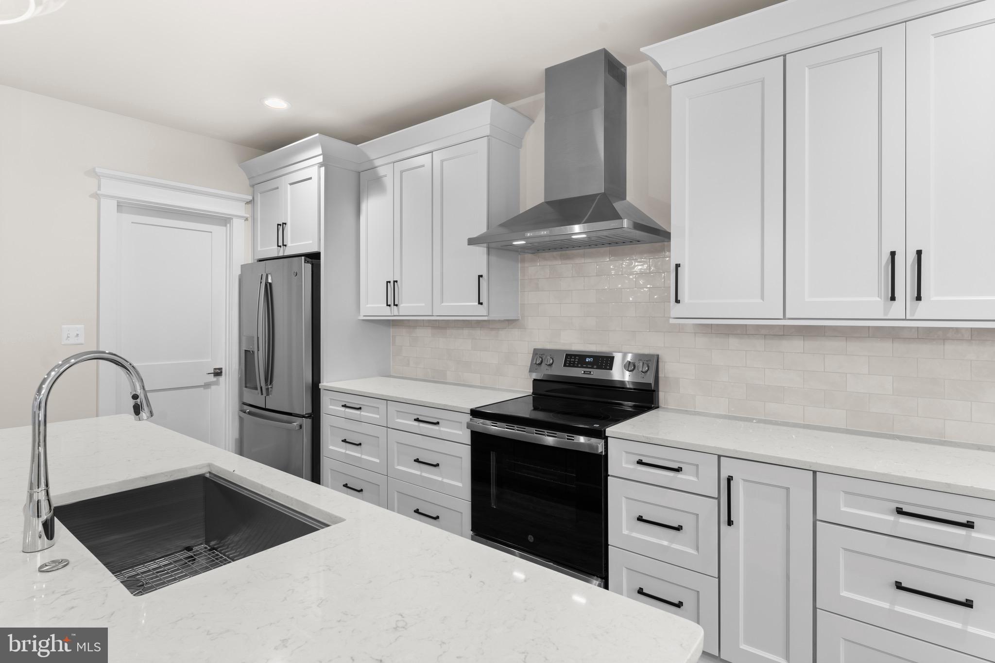 LOCUST HILL - Residential