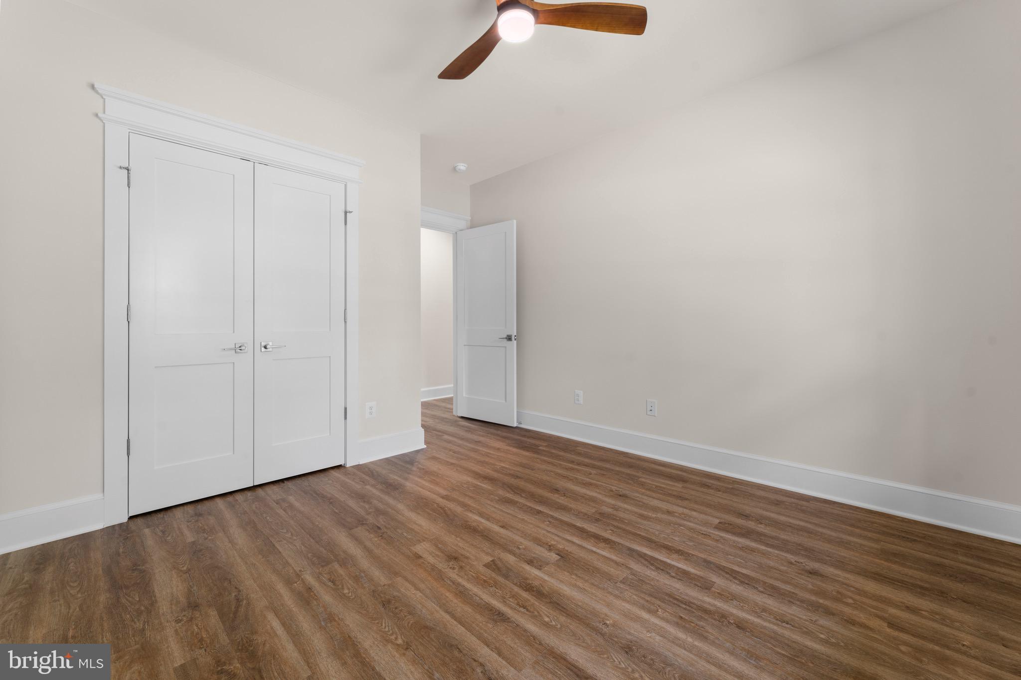 LOCUST HILL - Residential