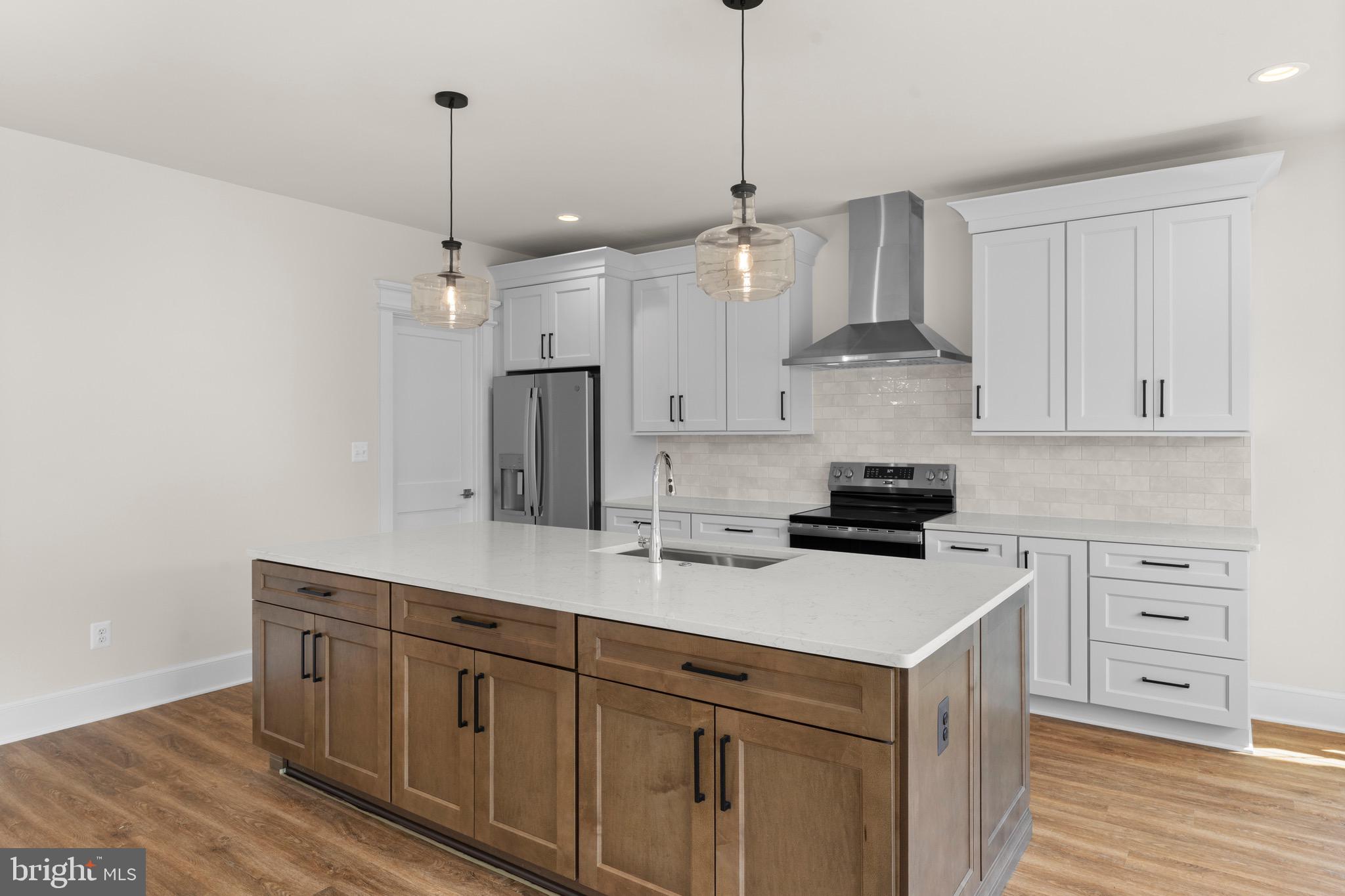 LOCUST HILL - Residential