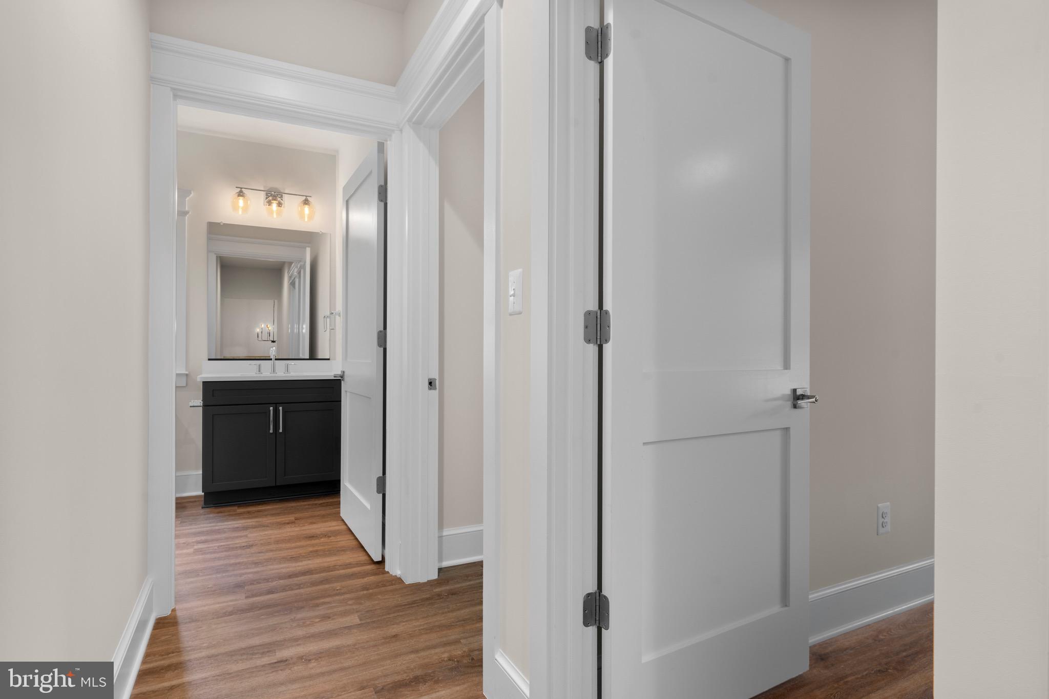 LOCUST HILL - Residential