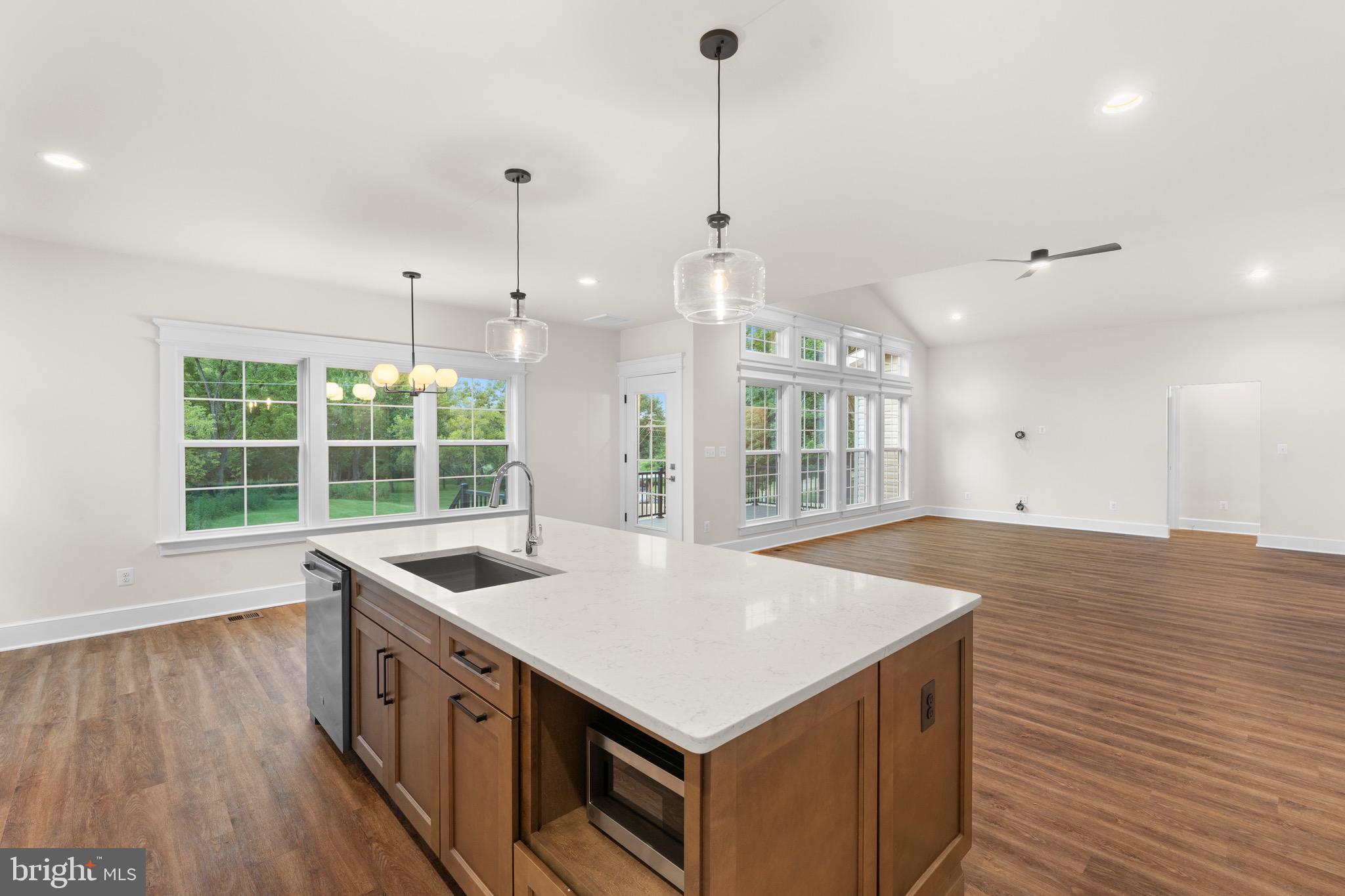 LOCUST HILL - Residential
