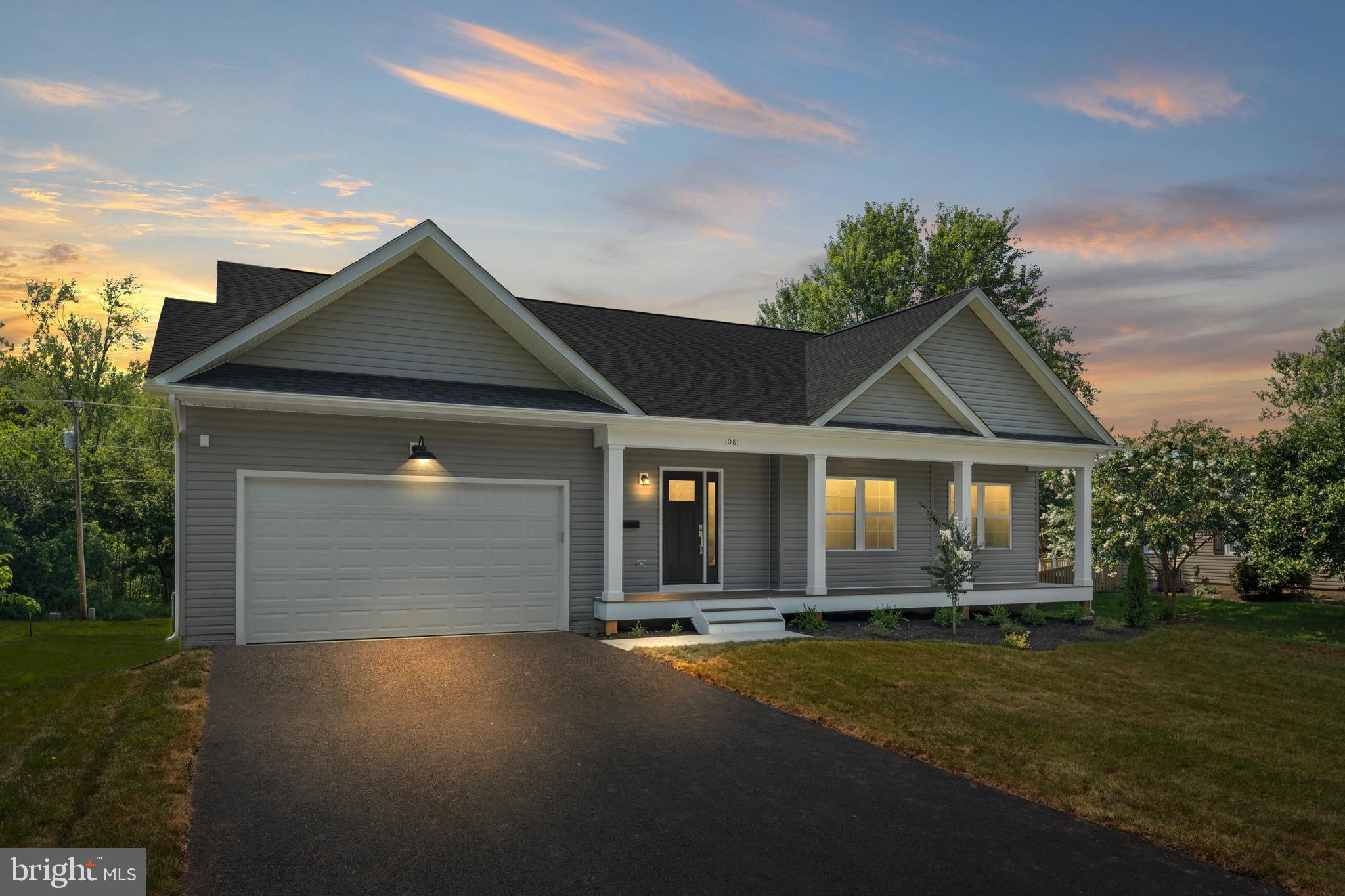 LOCUST HILL - Residential