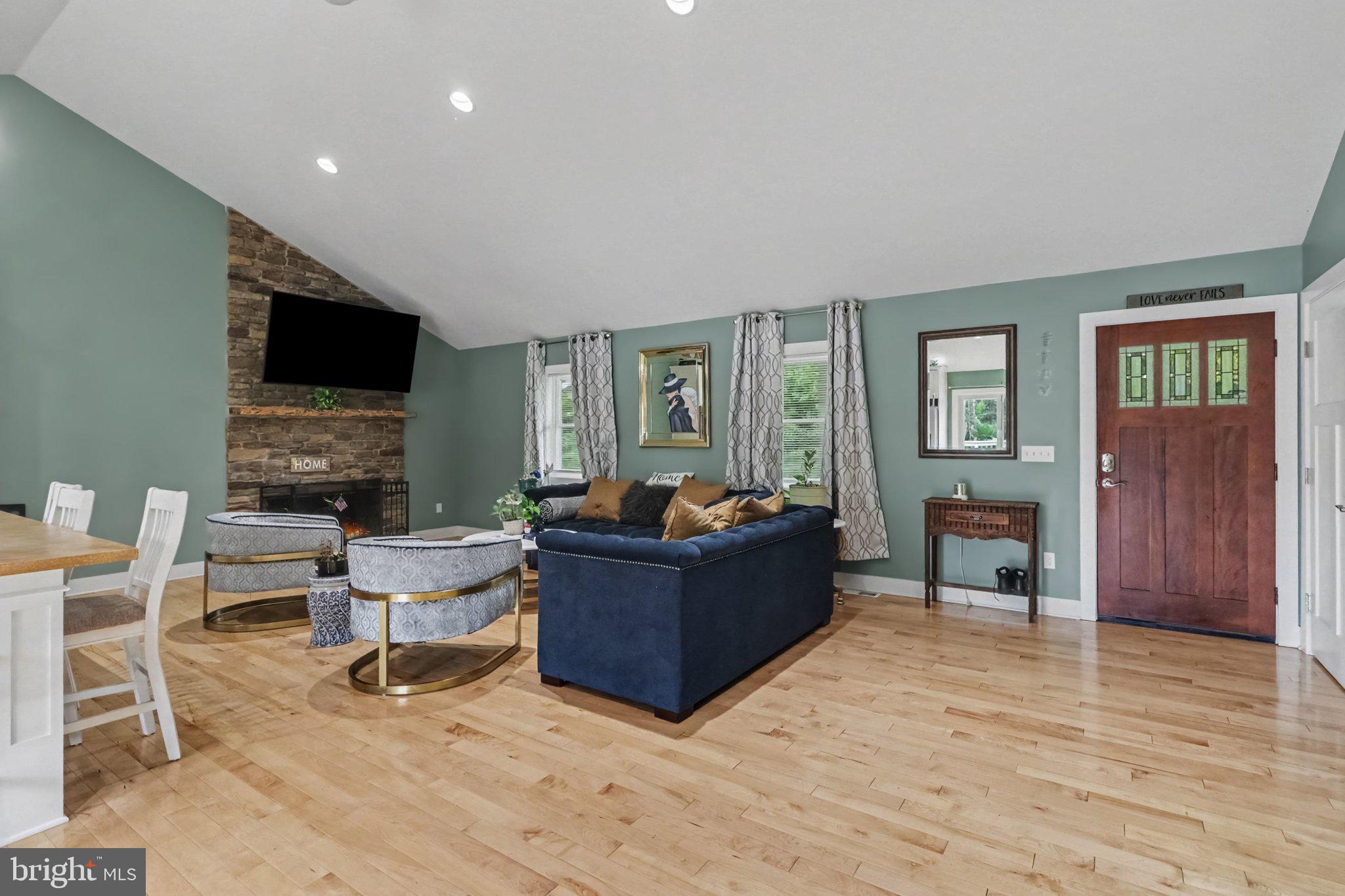 7317 DEVONSHIRE HEIGHTS ROAD