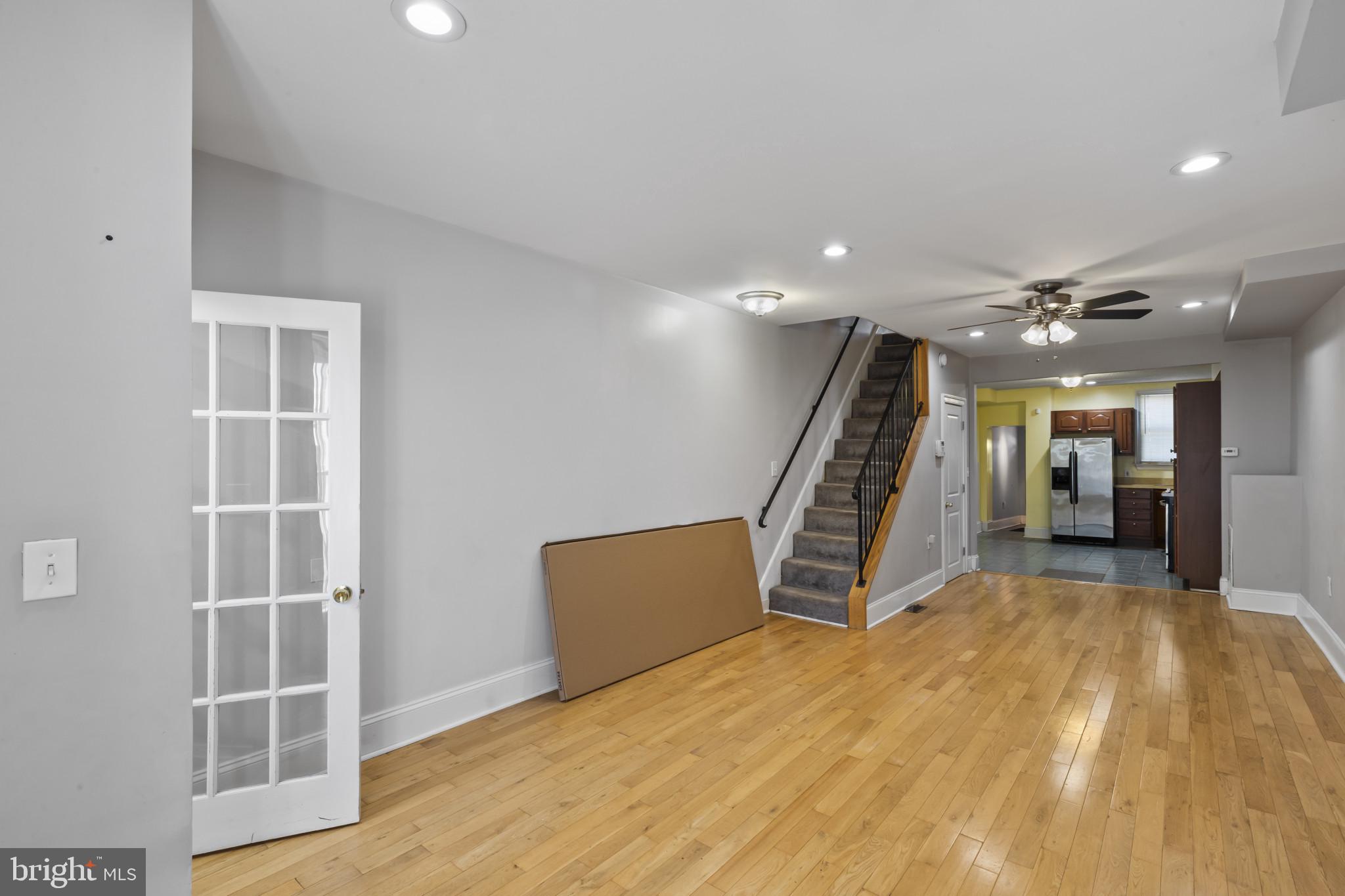 250 S HIGHLAND AVENUE