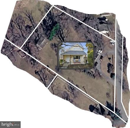 BURTONSVILLE - Residential