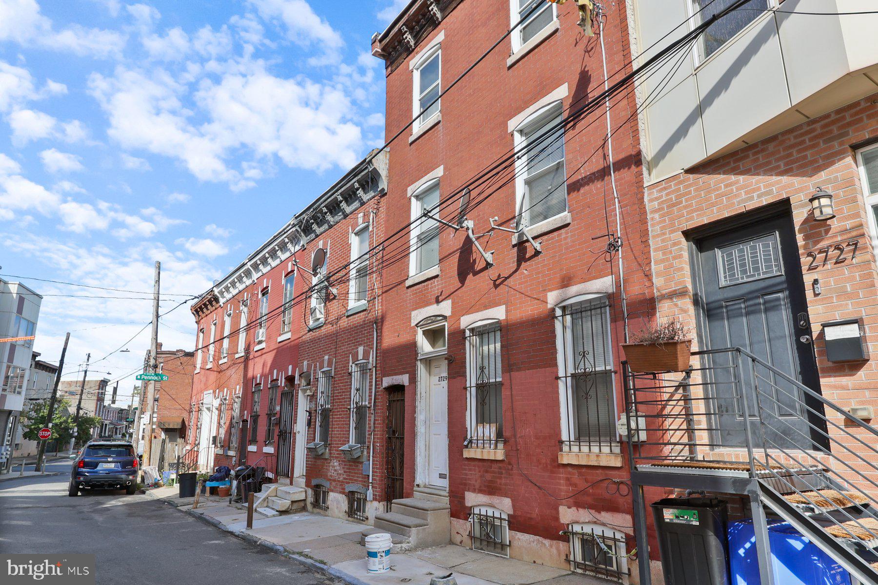 2729 W STILES STREET