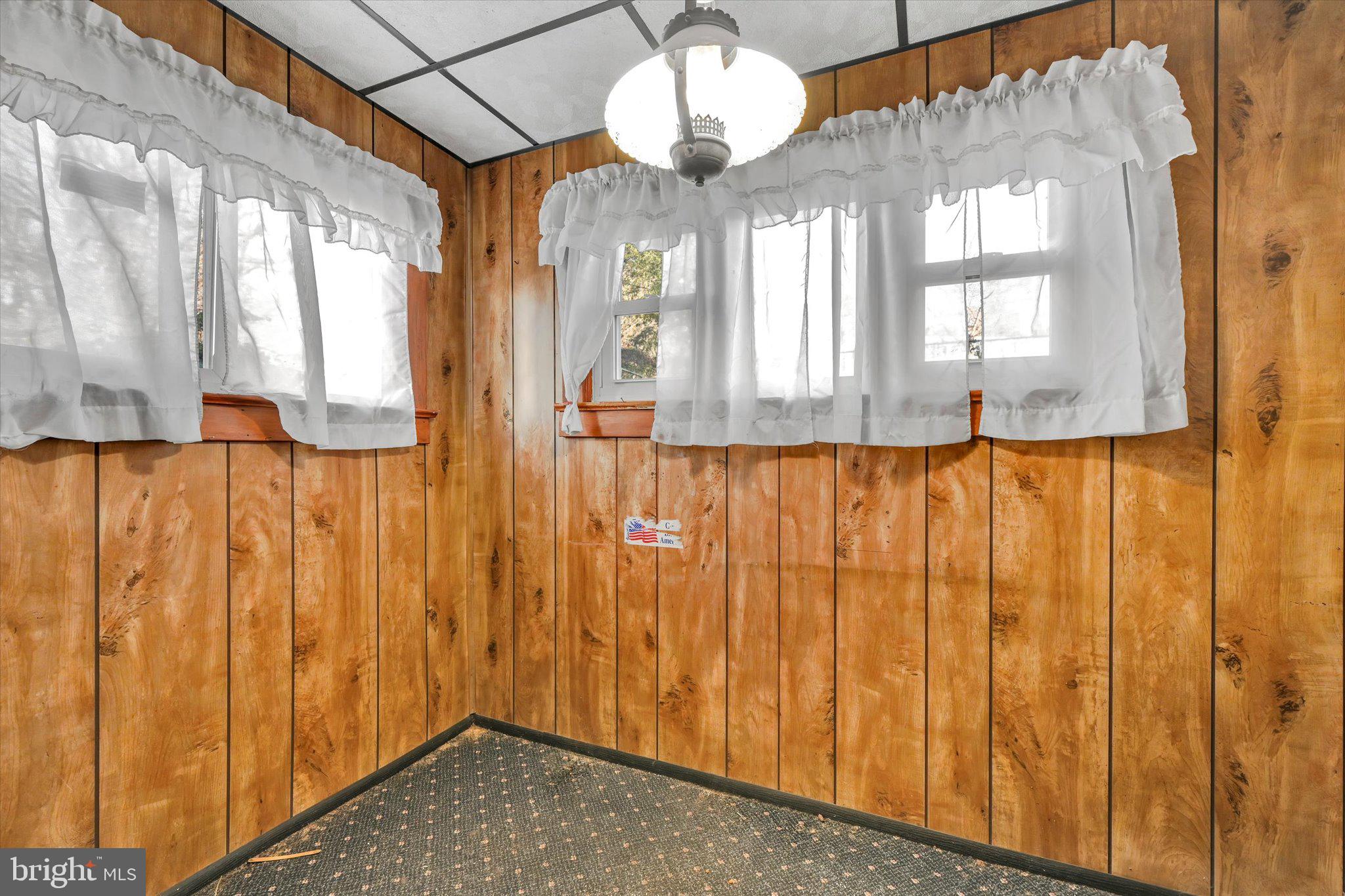 POTTSVILLE - Residential