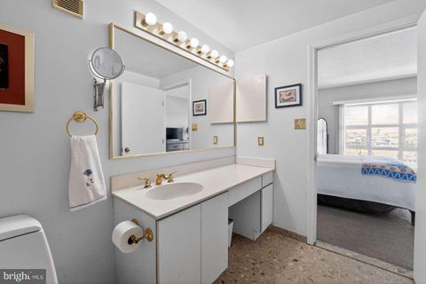 Tiny photo for 250 President Street #805, BALTIMORE, MD 21202 (MLS # MDBA2216470)