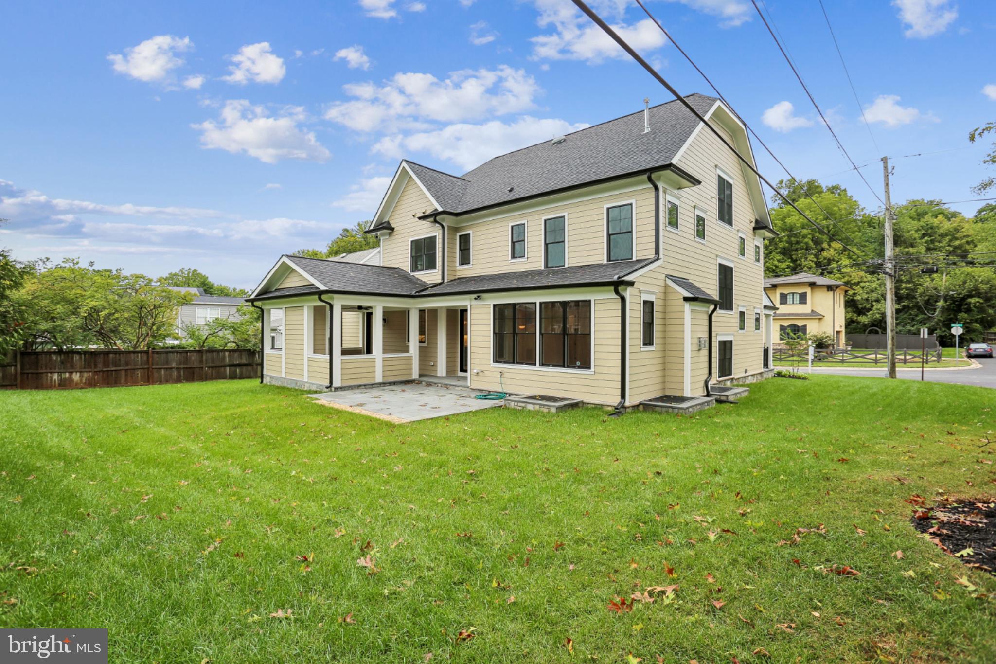 5900 SONOMA ROAD