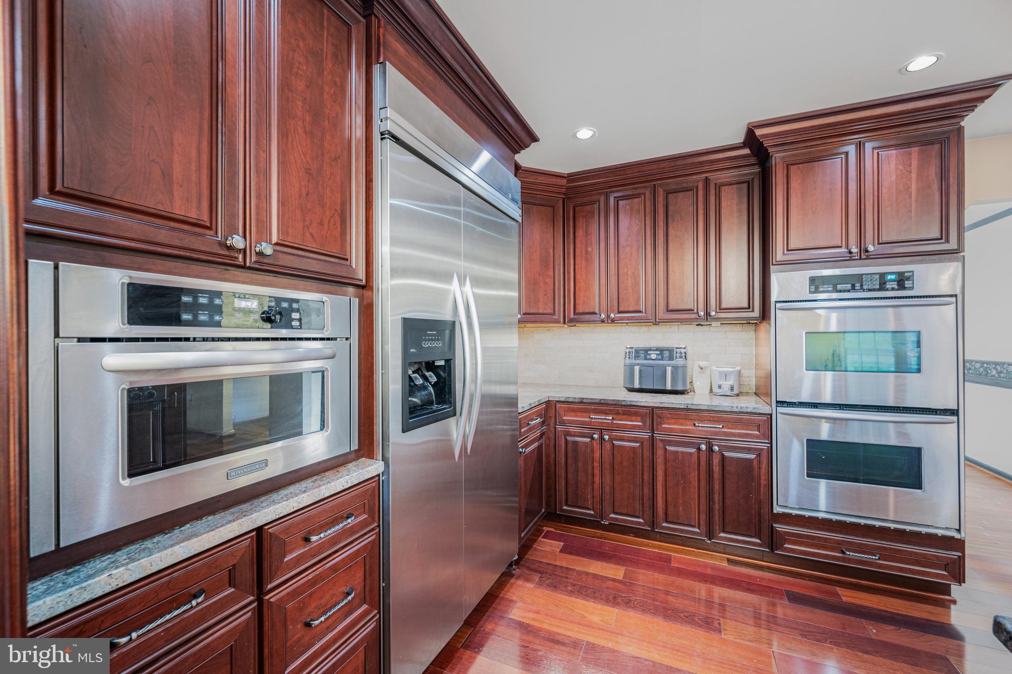 DORSEY SEARCH - Residential