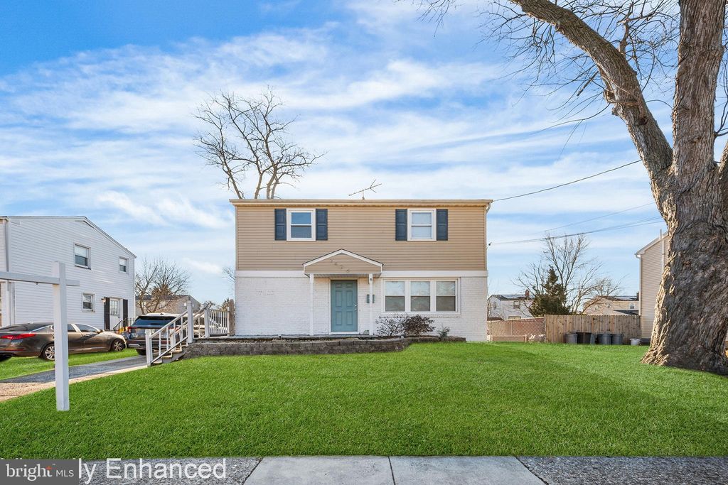 Photo of 7426 Collins Avenue, PENNSAUKEN, NJ 08109 (MLS # NJCD2106472)