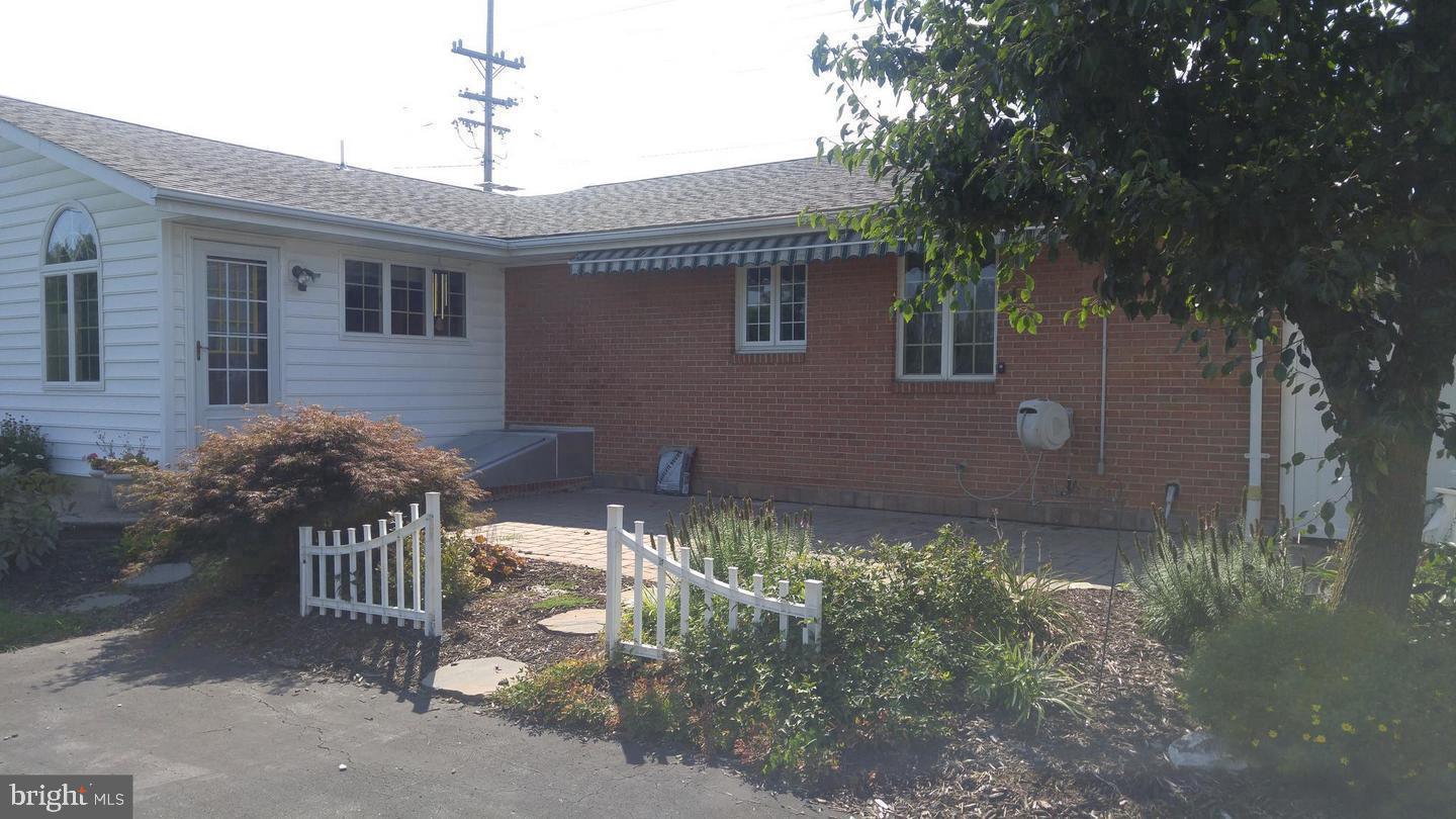 8509 WINCHESTER AVENUE