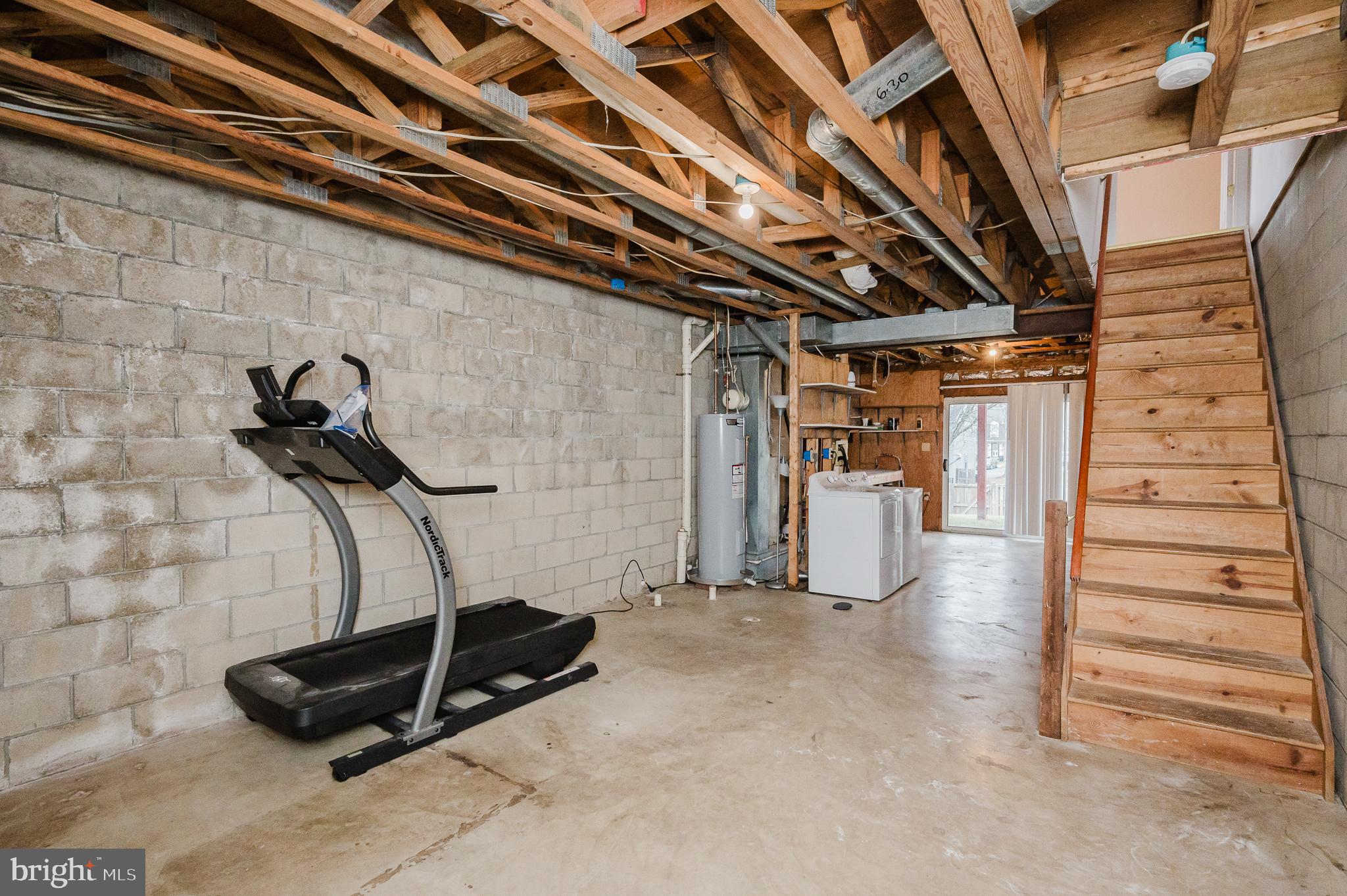 WOODBRIDGE CENTER - Residential Lease