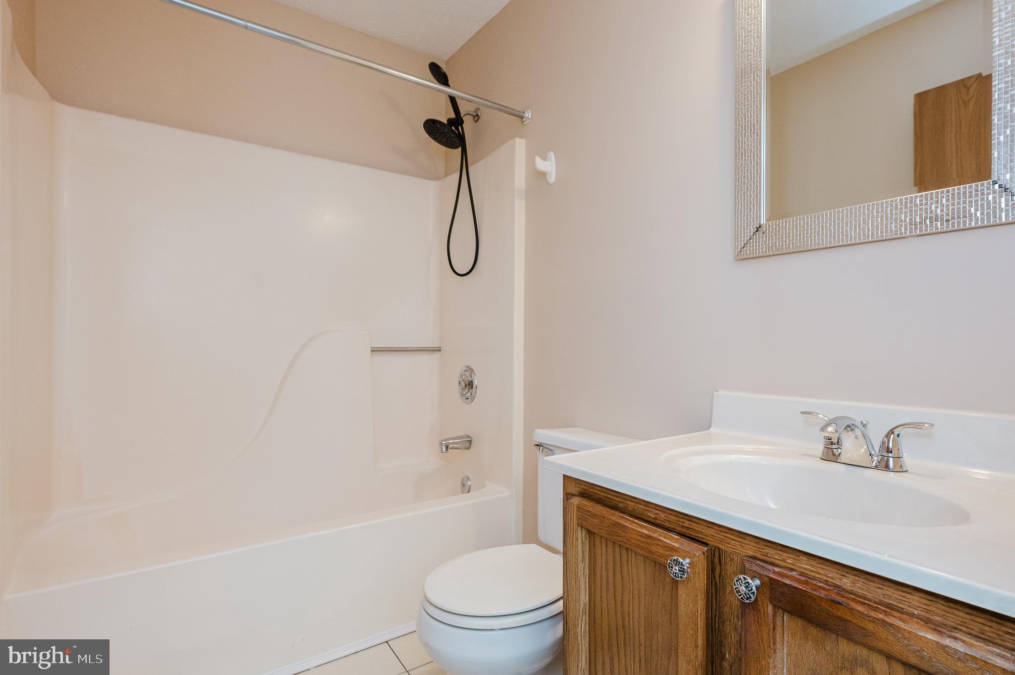 WOODBRIDGE CENTER - Residential Lease