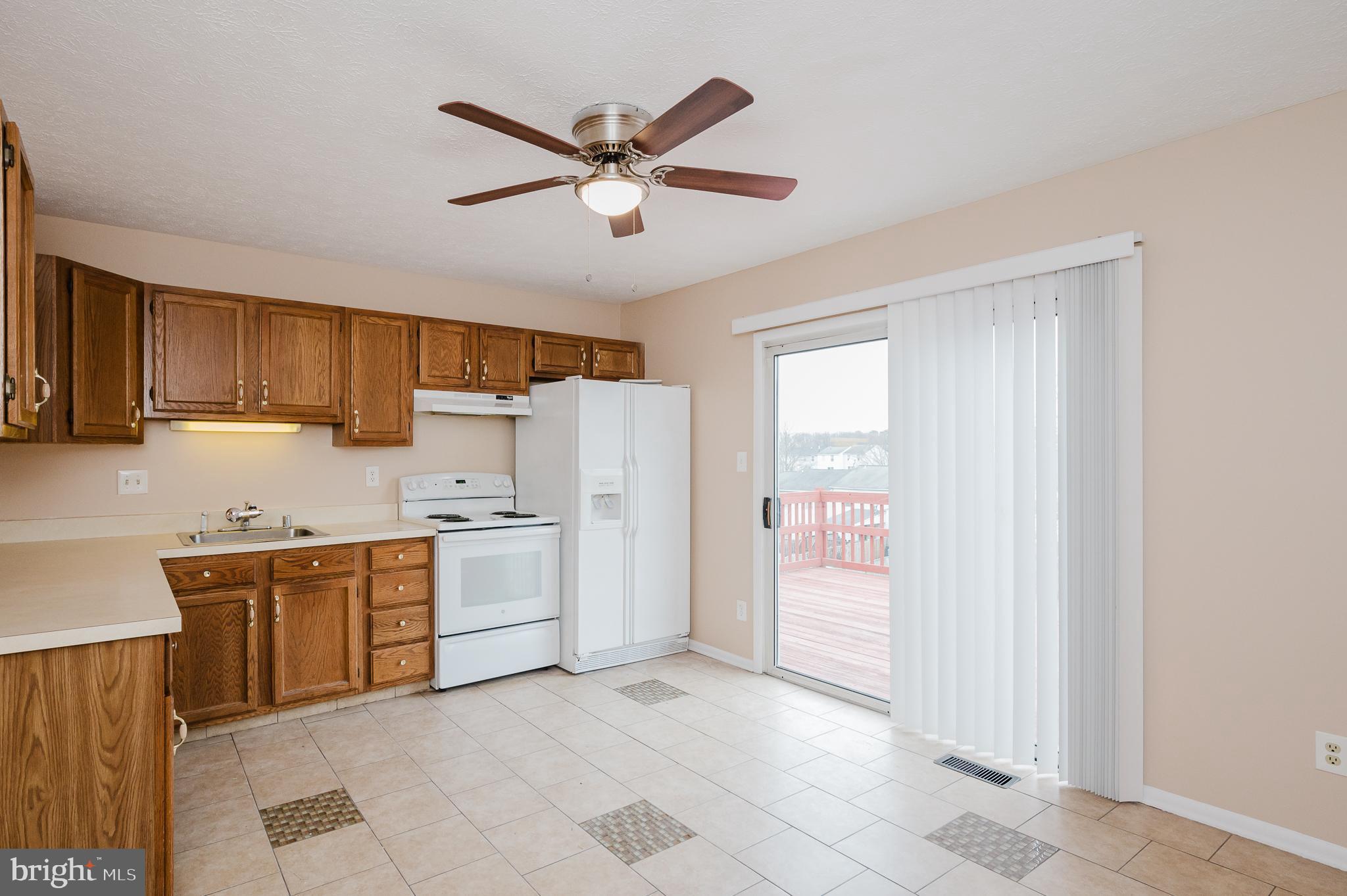 WOODBRIDGE CENTER - Residential Lease