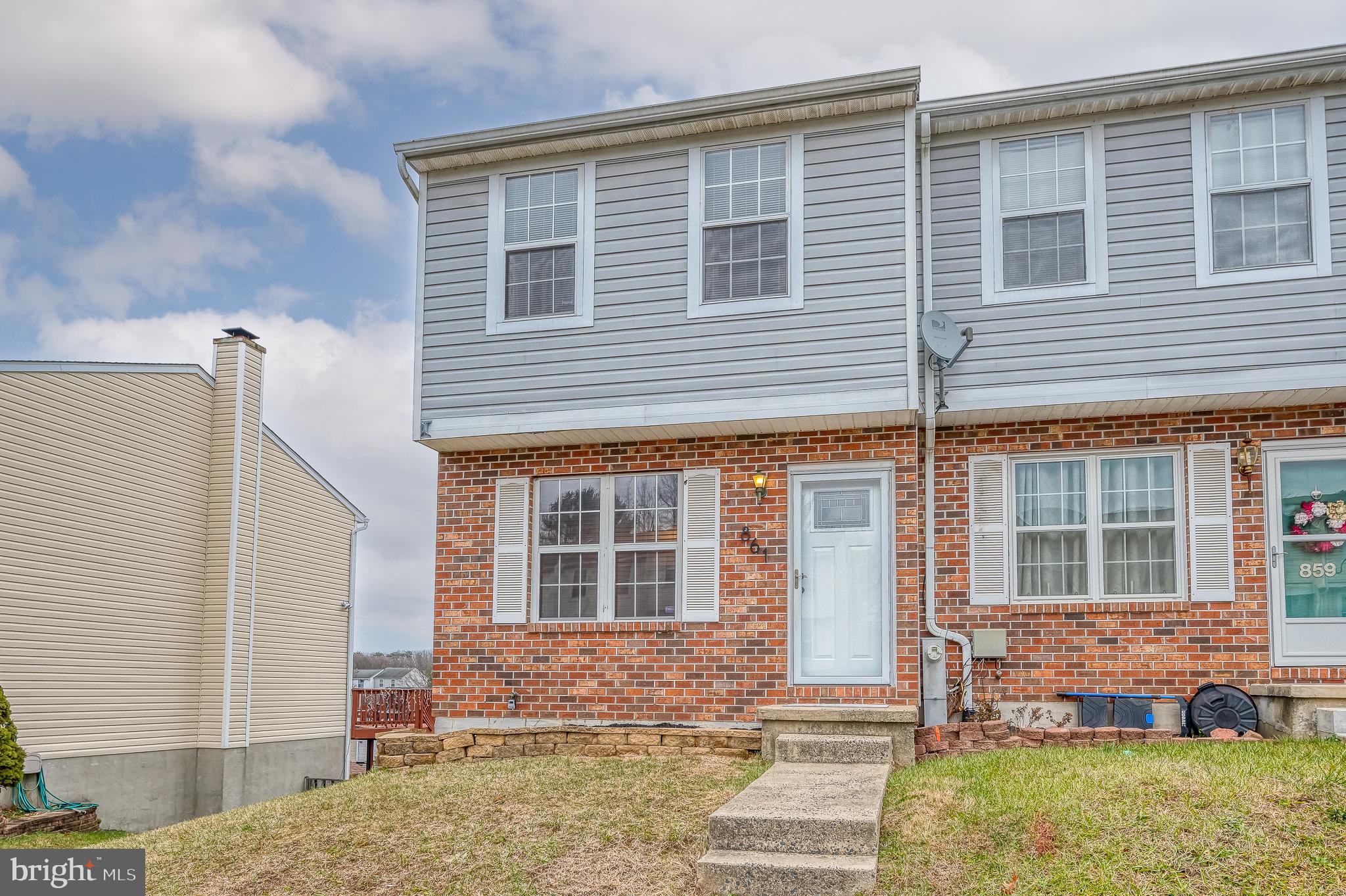 WOODBRIDGE CENTER - Residential Lease