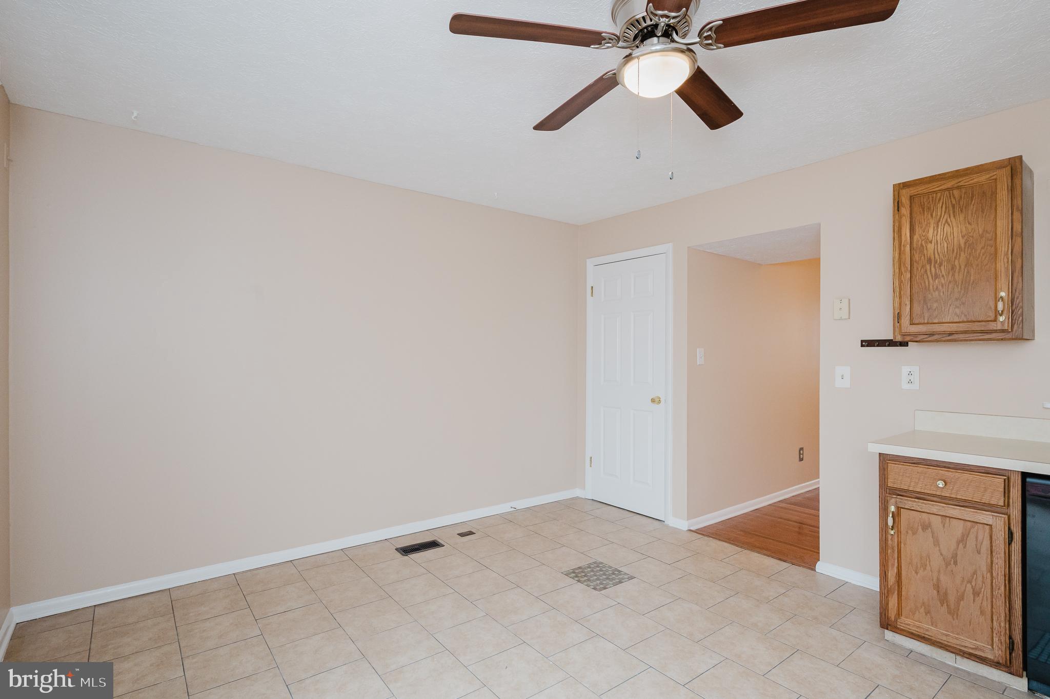 WOODBRIDGE CENTER - Residential Lease