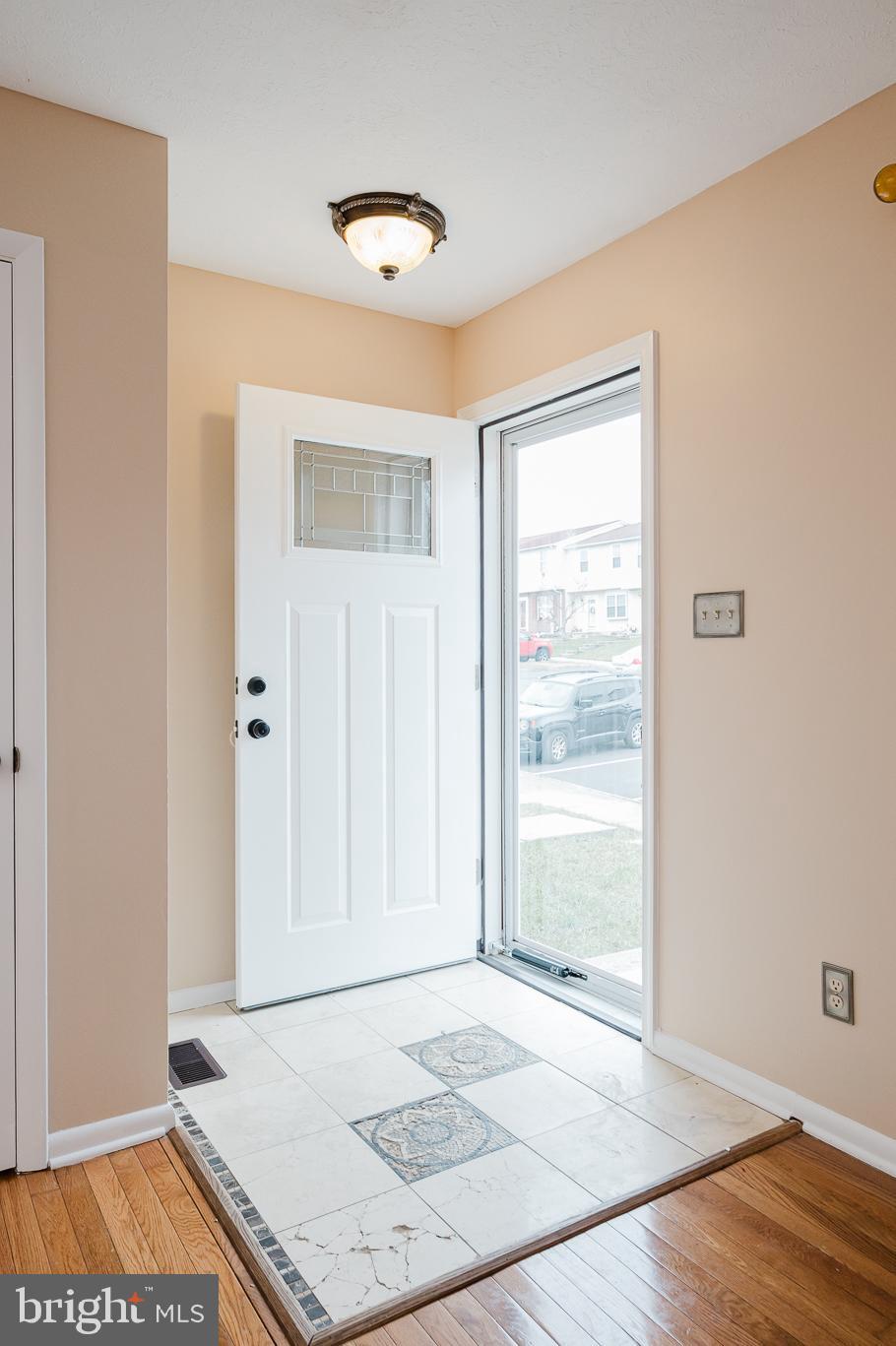 WOODBRIDGE CENTER - Residential Lease