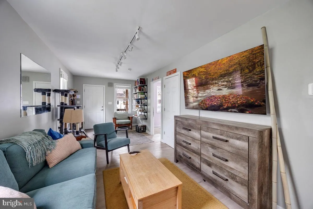 Bellmawr, New Jersey 08031, United States, 2 Bedrooms Bedrooms, ,1 BathroomBathrooms,Residential,Active,206294