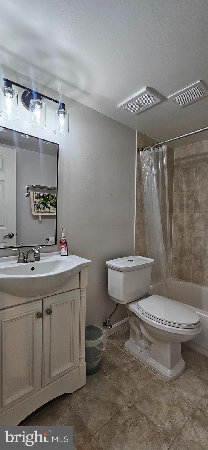 BURKE COVE - Residential Lease