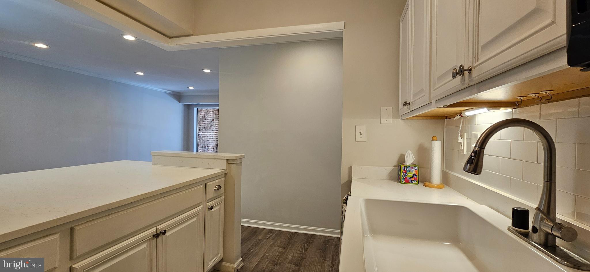 BURKE COVE - Residential Lease