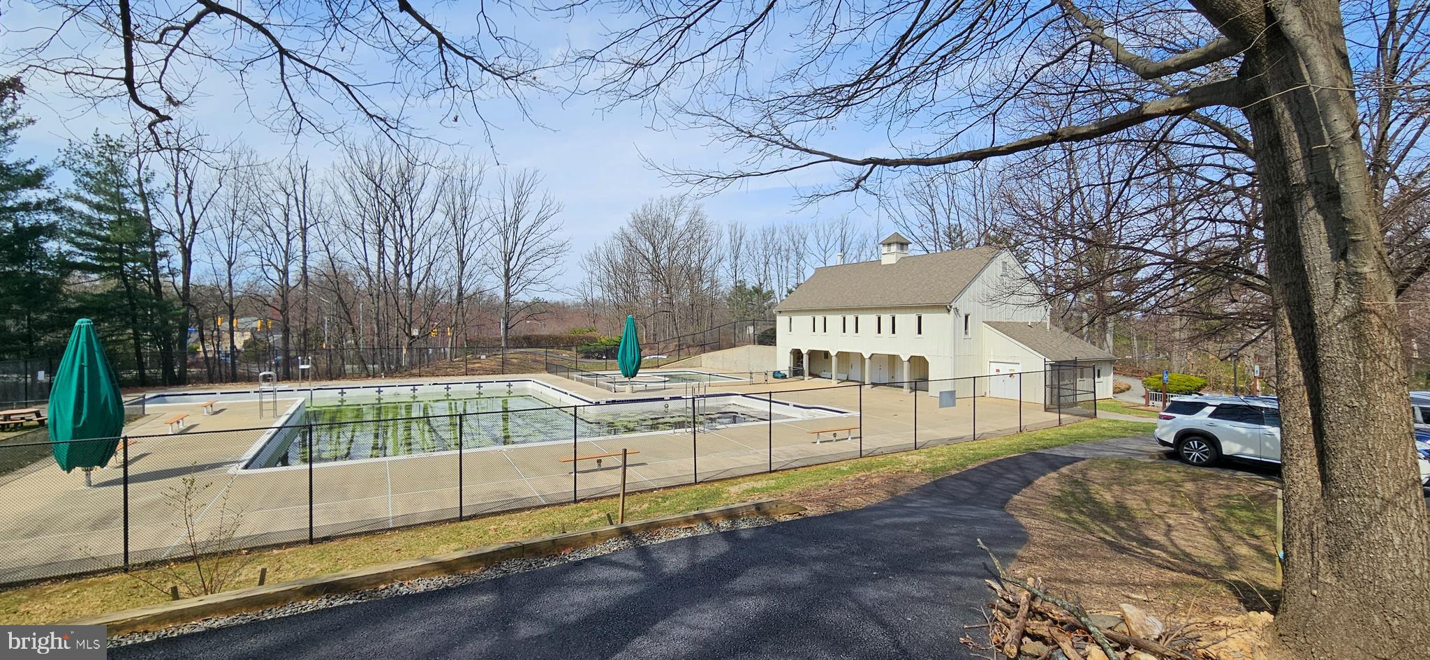 BURKE COVE - Residential Lease