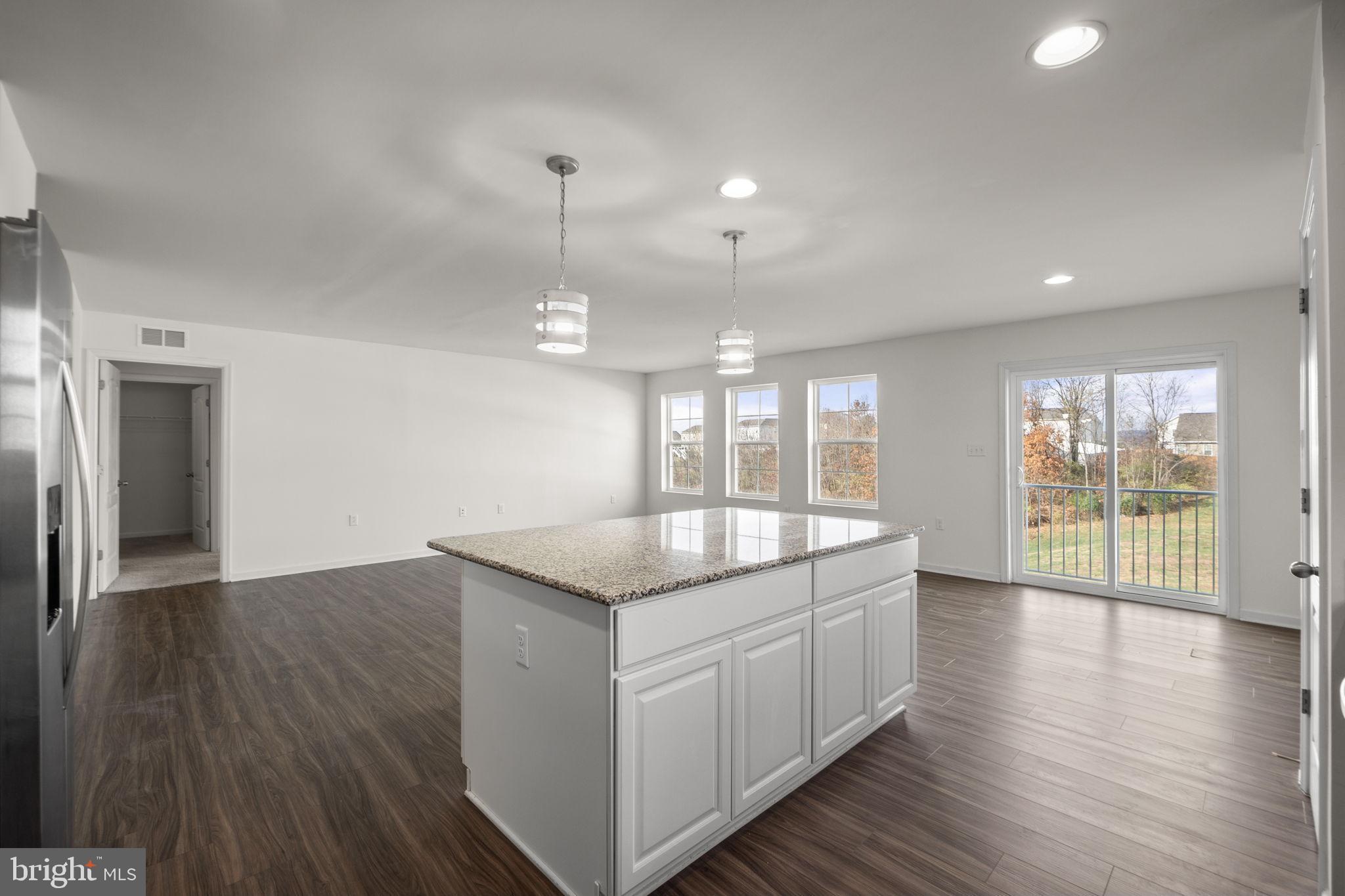 MORNING DOVE ESTATES - Residential