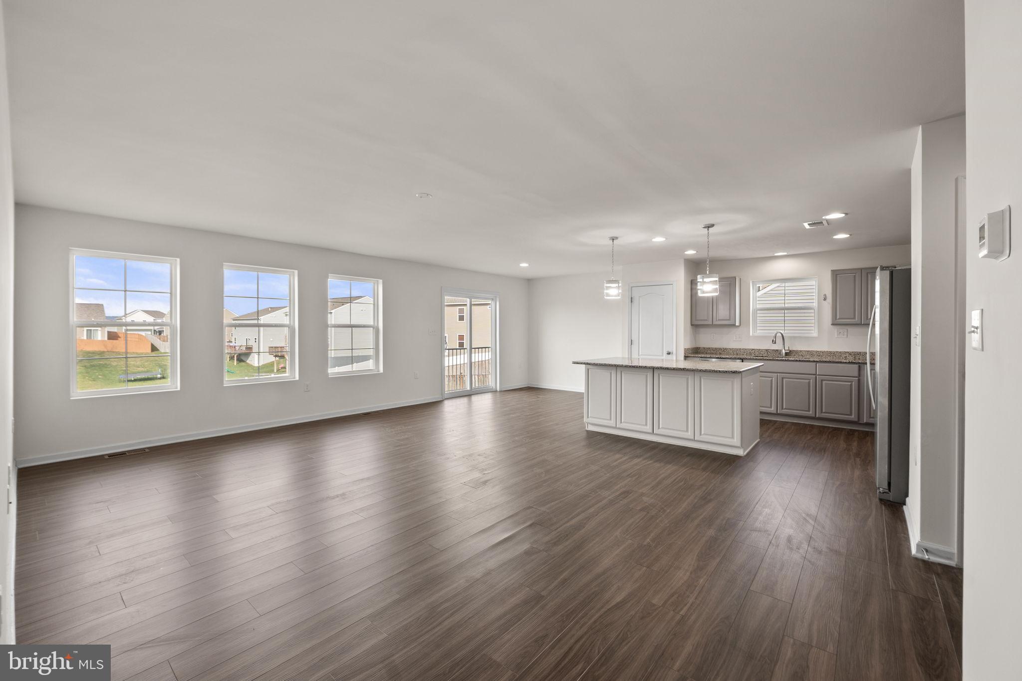 MORNING DOVE ESTATES - Residential