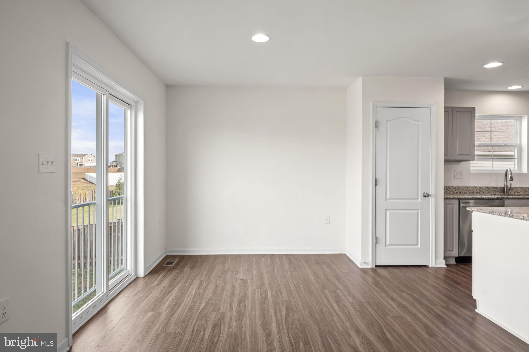 MORNING DOVE ESTATES - Residential