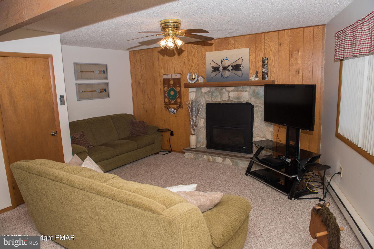 TOWAMENSING TRAILS - Residential