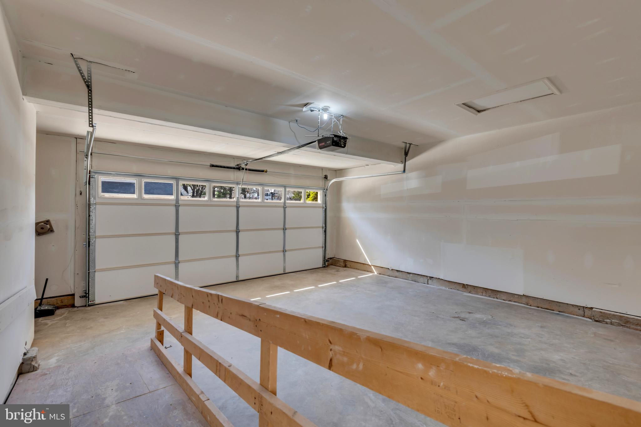 CHADSWOOD - Residential