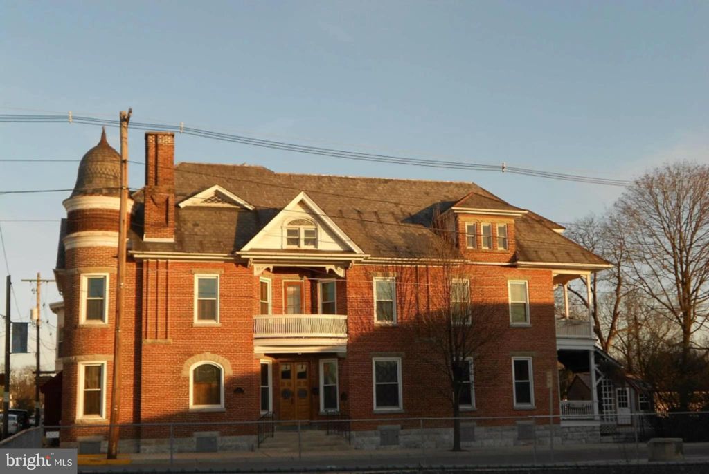 Photo of 4 S Washington Street #3, GREENCASTLE, PA 17225 (MLS # PAFL2030974)