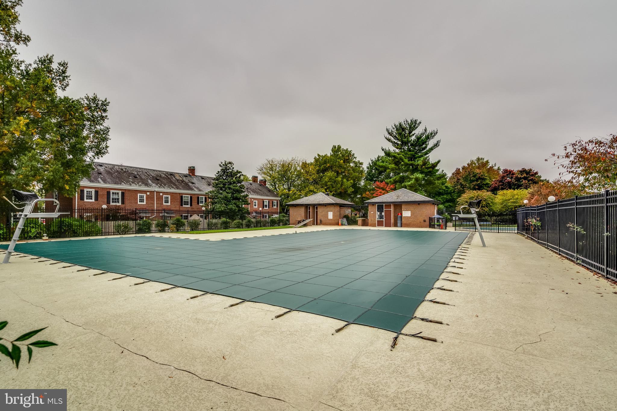 FAIRLINGTON - Residential
