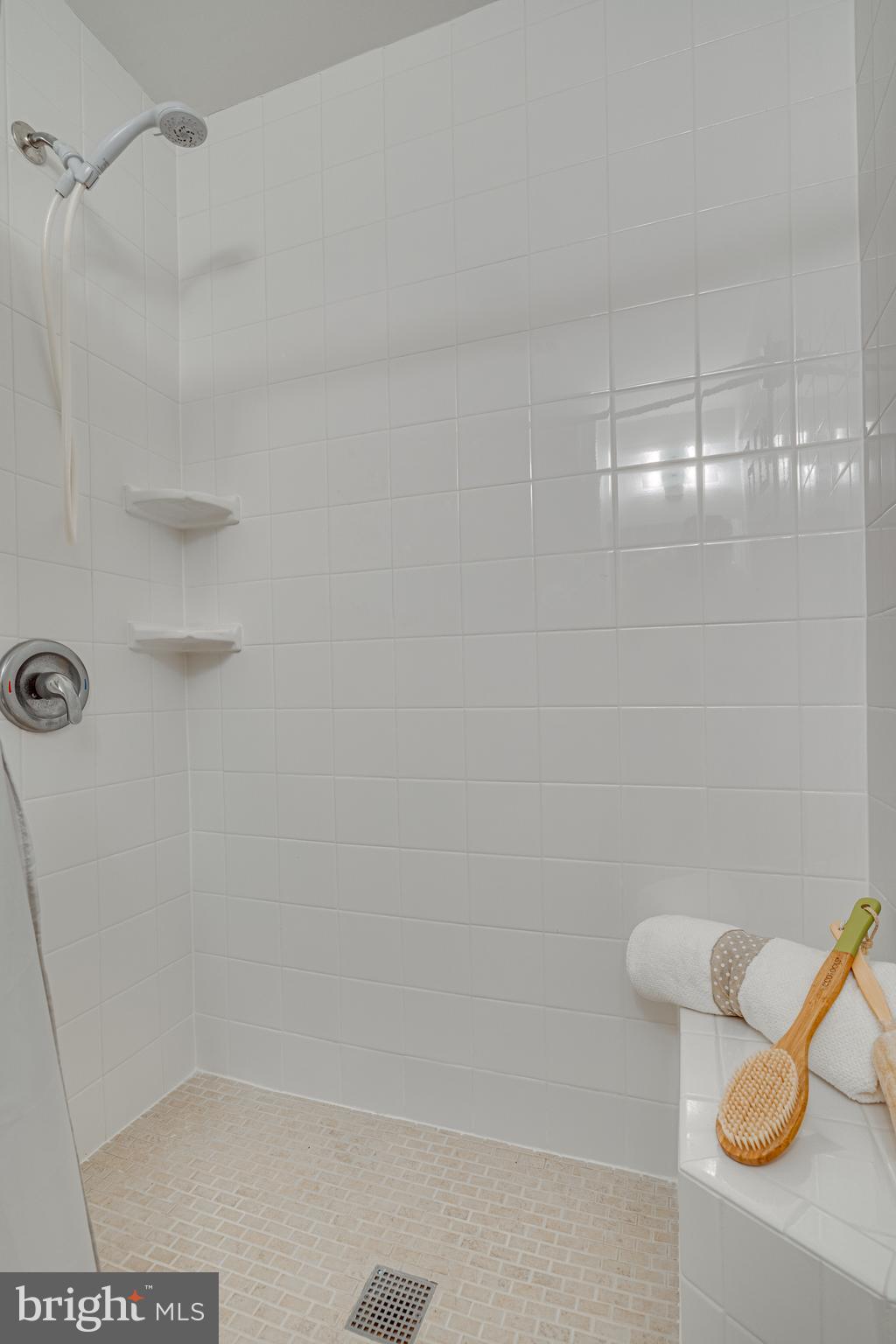 FAIRLINGTON - Residential