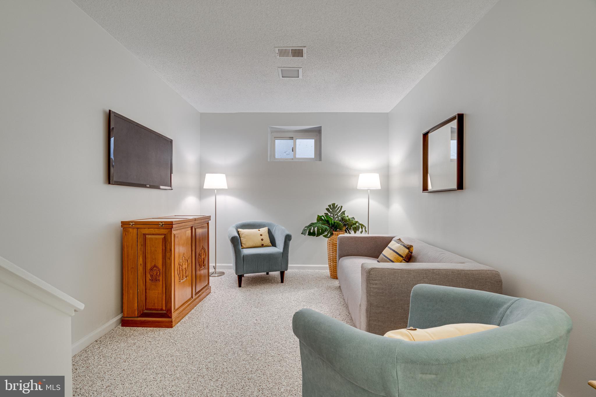 FAIRLINGTON - Residential