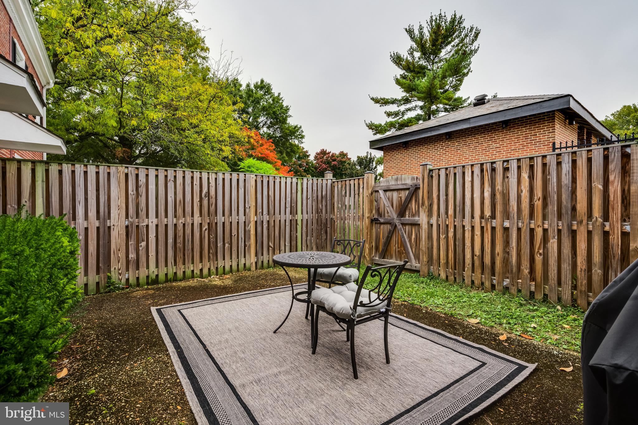 FAIRLINGTON - Residential