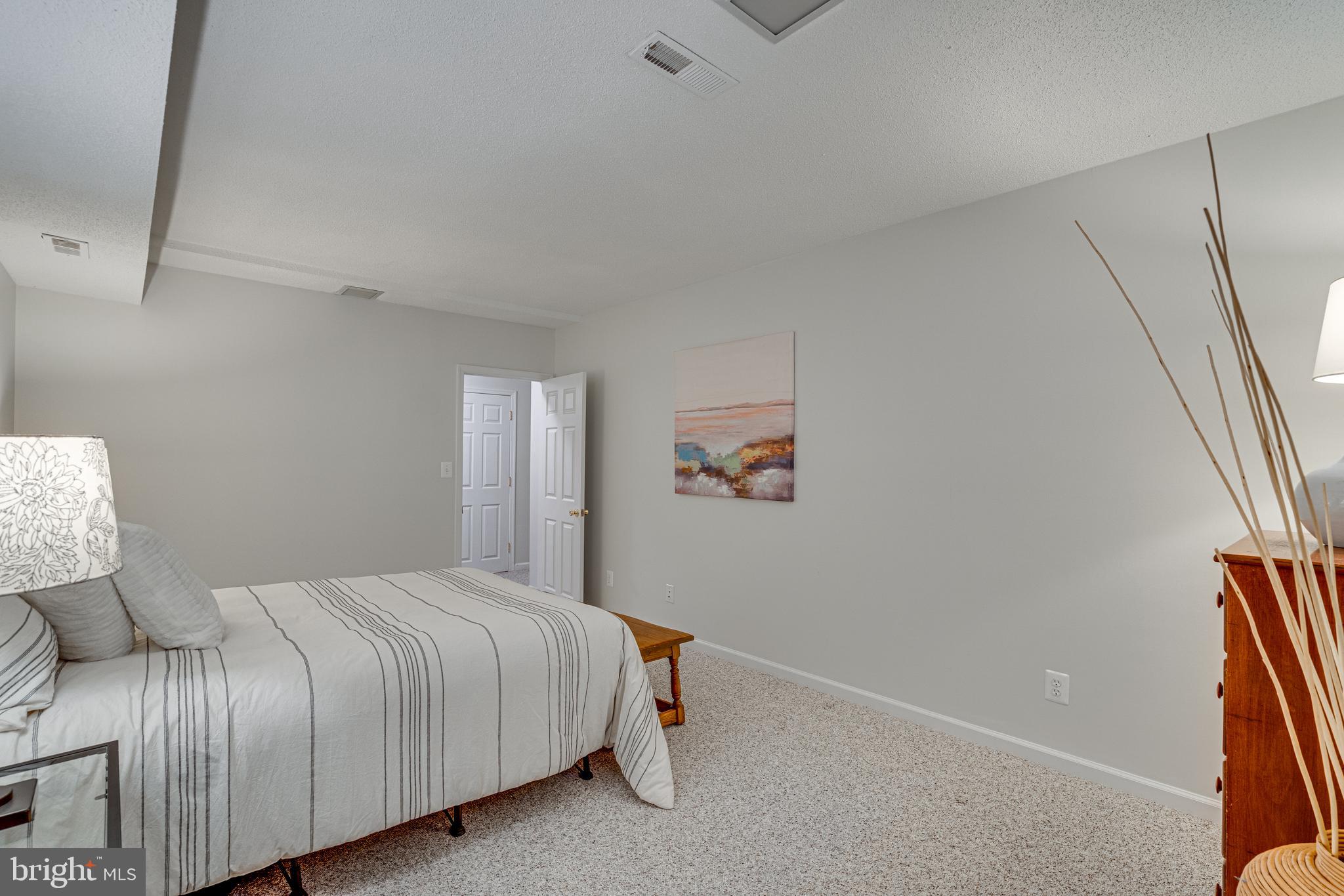 FAIRLINGTON - Residential