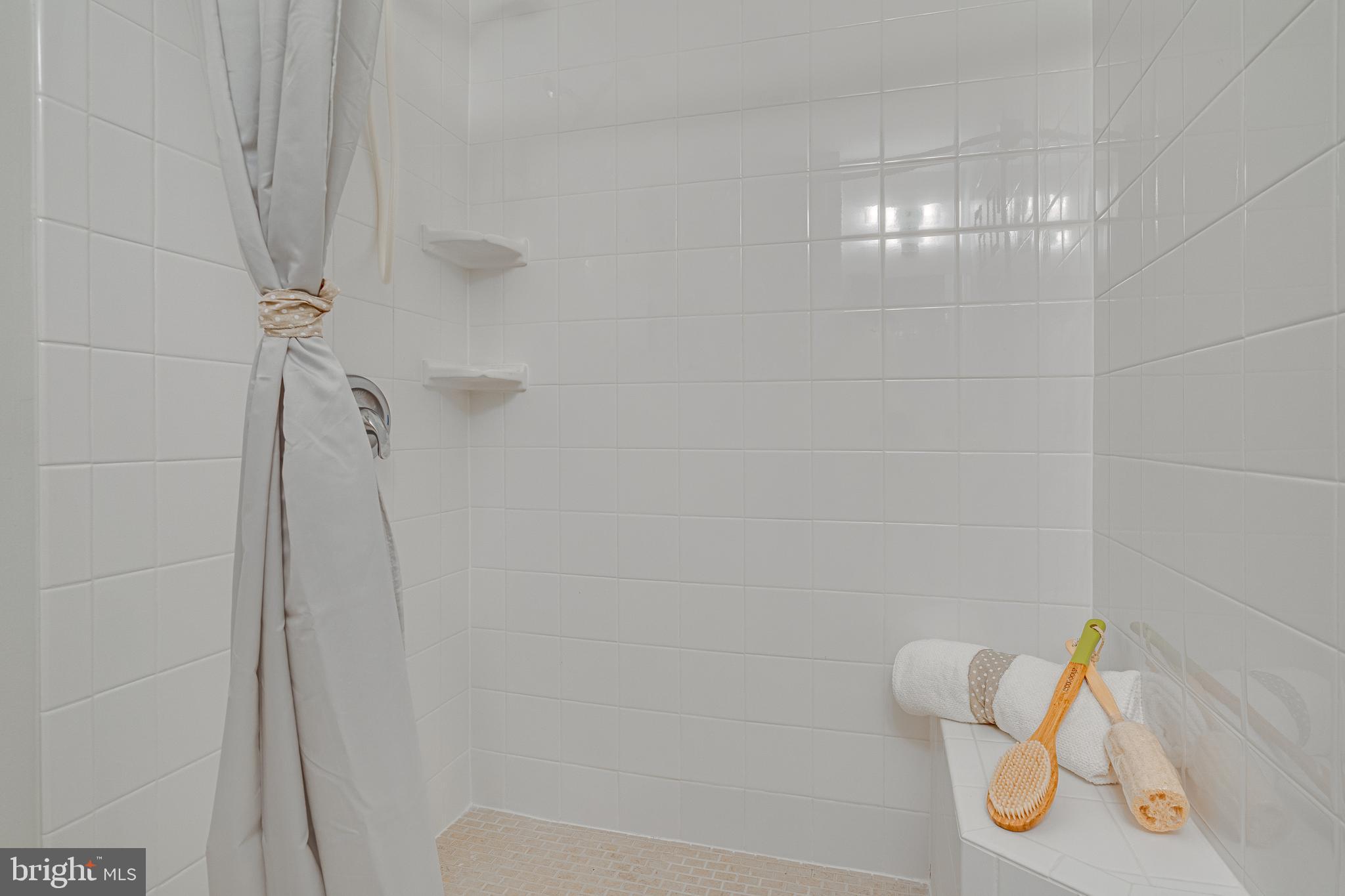 FAIRLINGTON - Residential