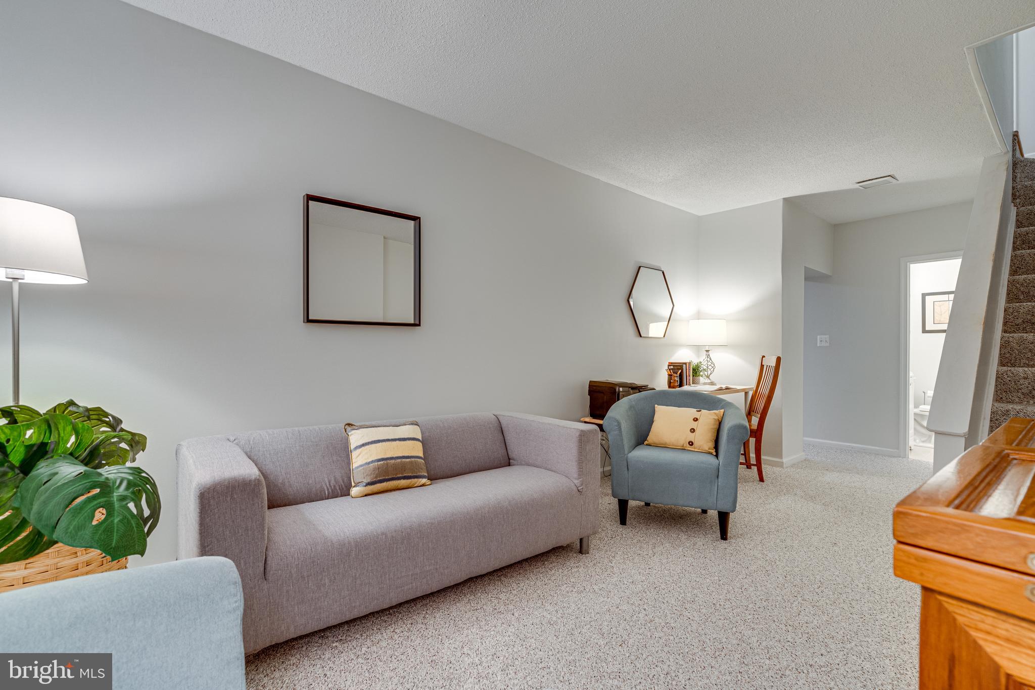 FAIRLINGTON - Residential
