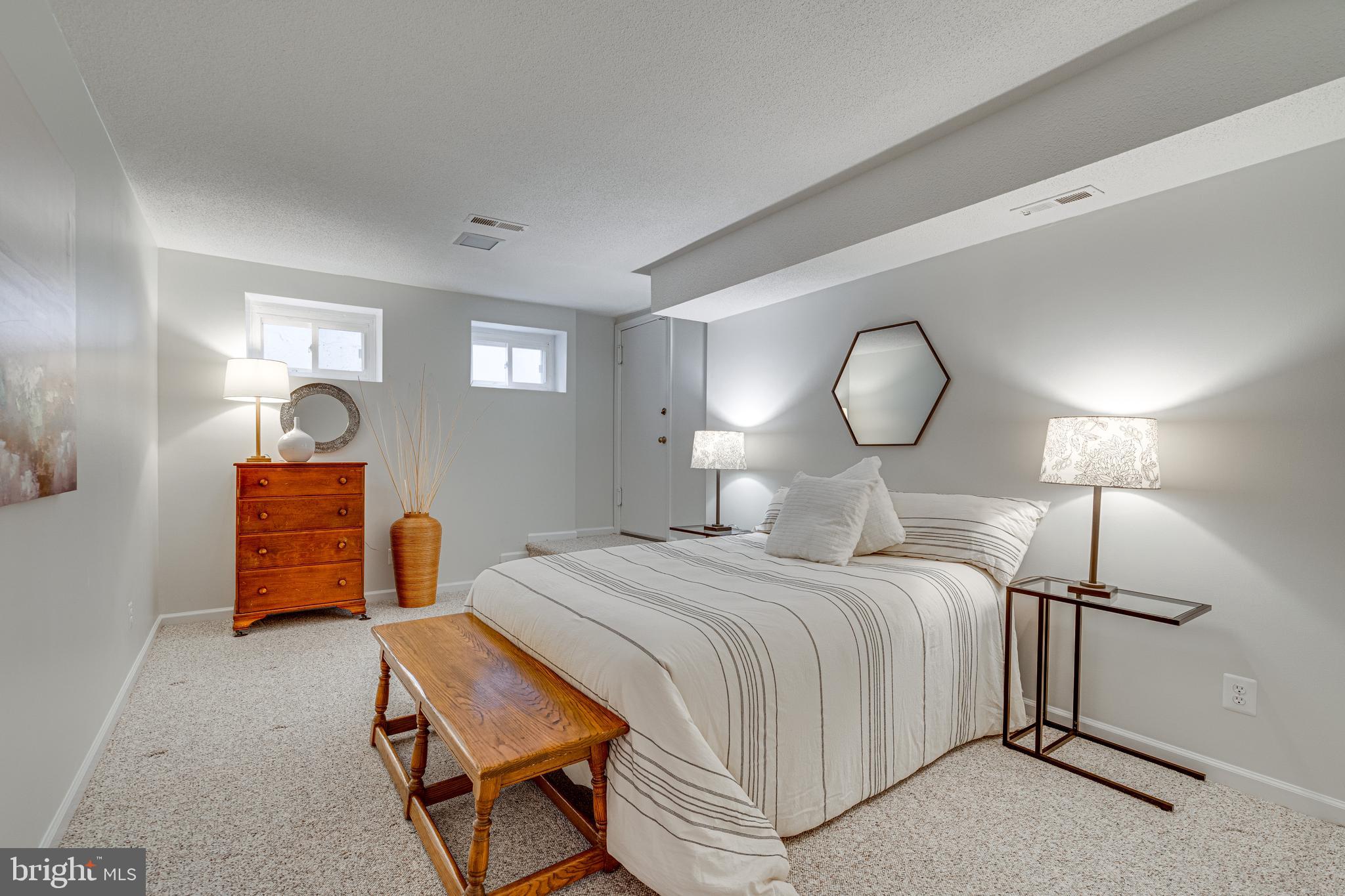 FAIRLINGTON - Residential